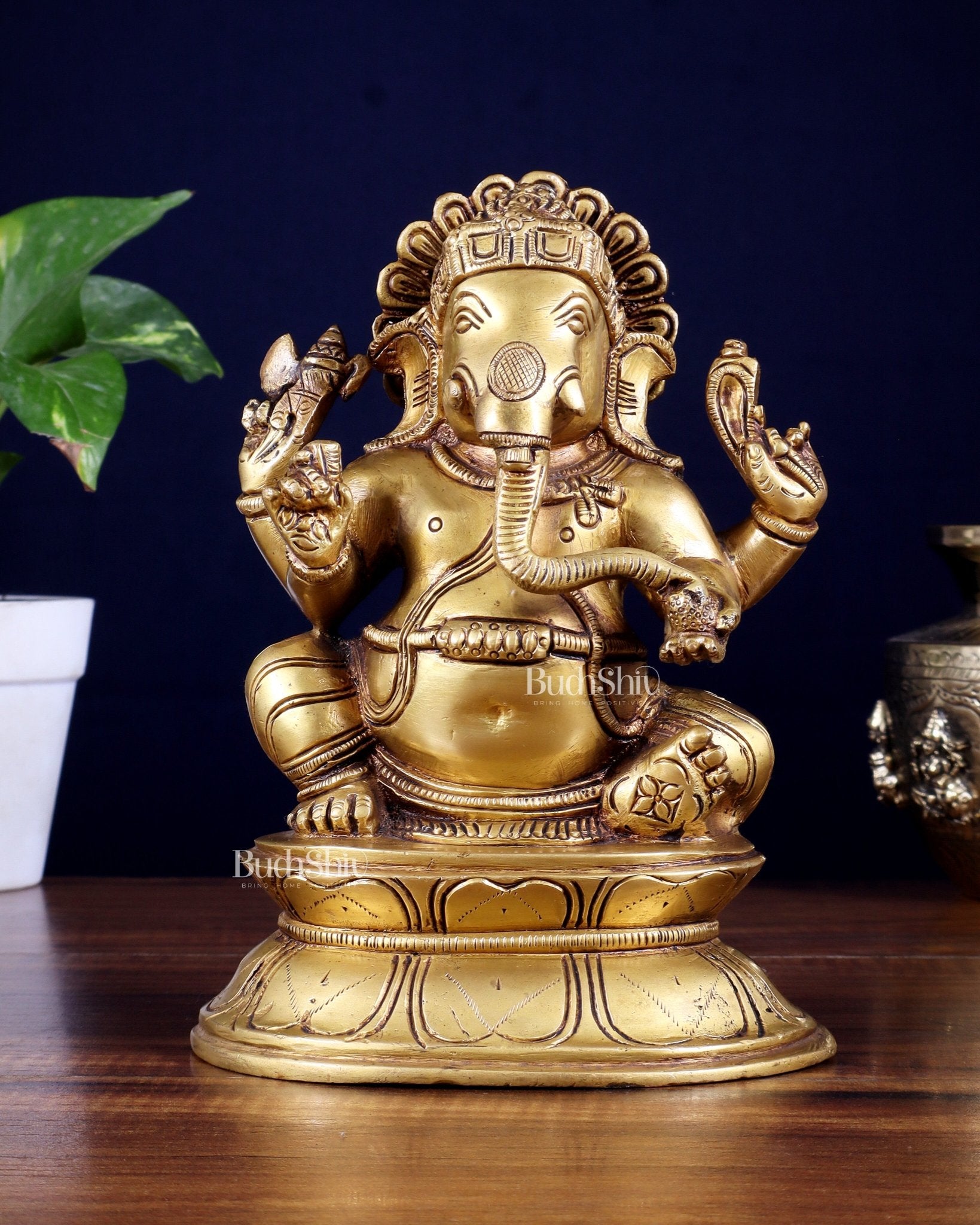 Brass Lord Ganesha Idol - 7.5 Inch - Budhshiv.com