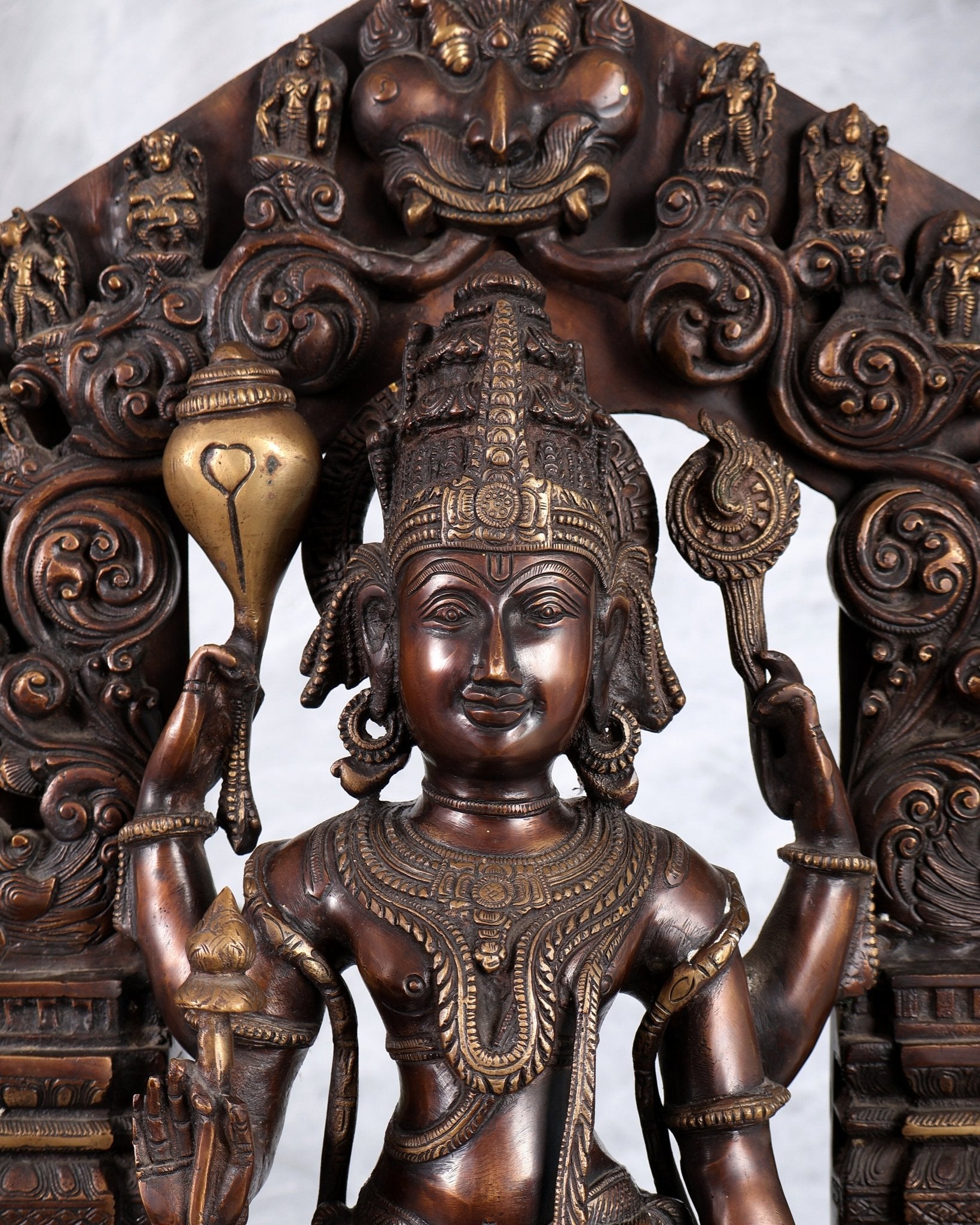 Brass Lord Vishnu Superfine Statue 29" with dashavatar Prabhavali - Budhshiv.com