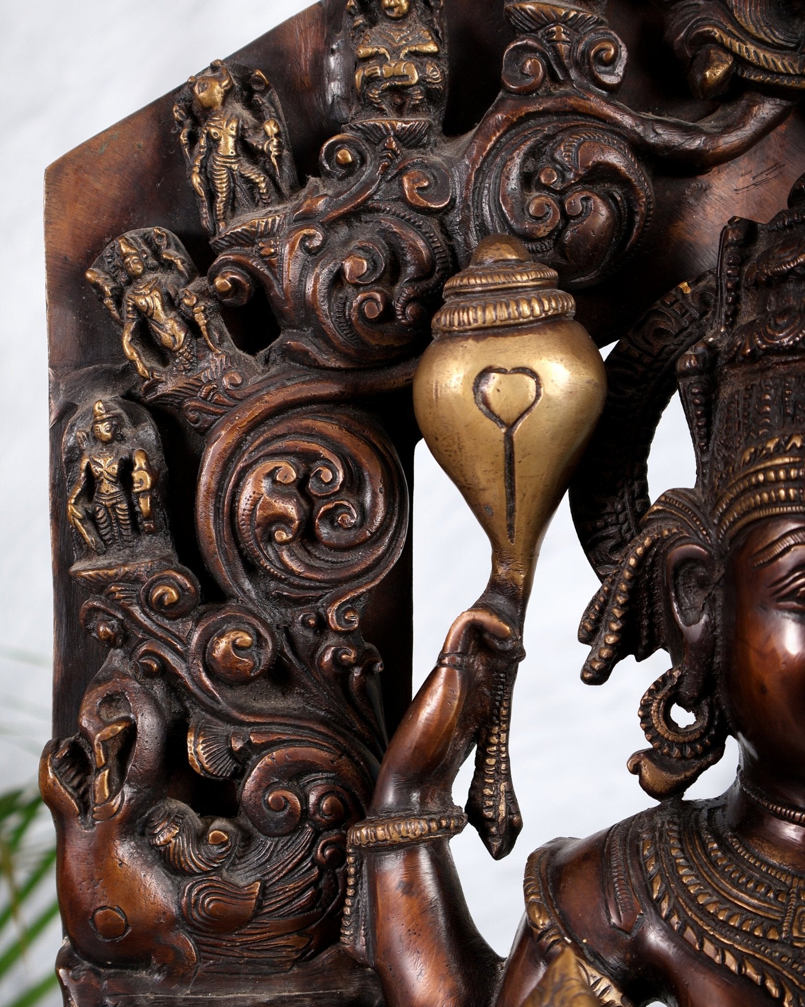 Brass Lord Vishnu Superfine Statue 29" with dashavatar Prabhavali - Budhshiv.com