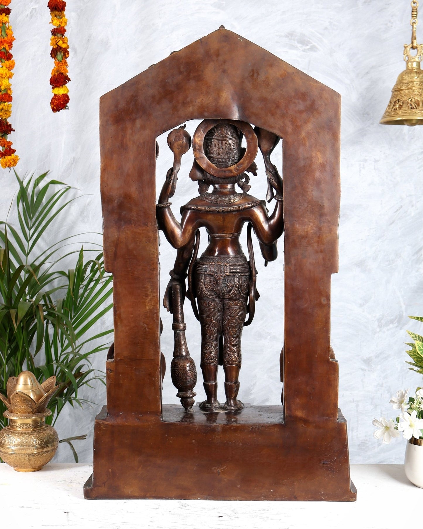 Brass Lord Vishnu Superfine Statue 29" with dashavatar Prabhavali - Budhshiv.com