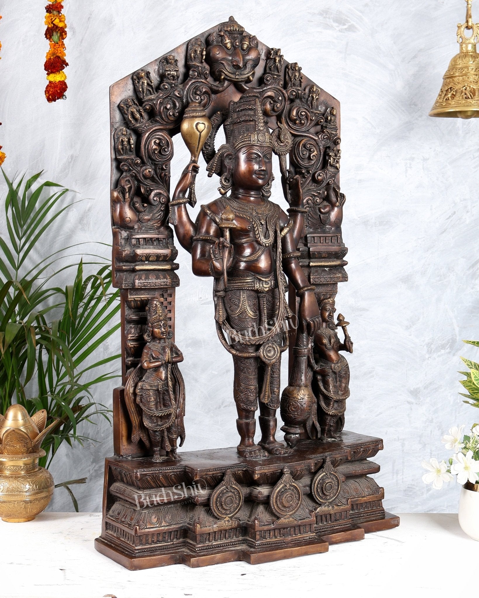 Brass Lord Vishnu Superfine Statue 29" with dashavatar Prabhavali - Budhshiv.com