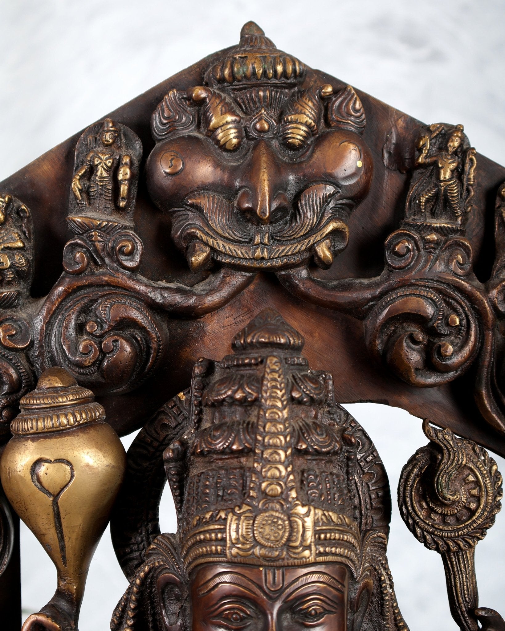 Brass Lord Vishnu Superfine Statue 29" with dashavatar Prabhavali - Budhshiv.com