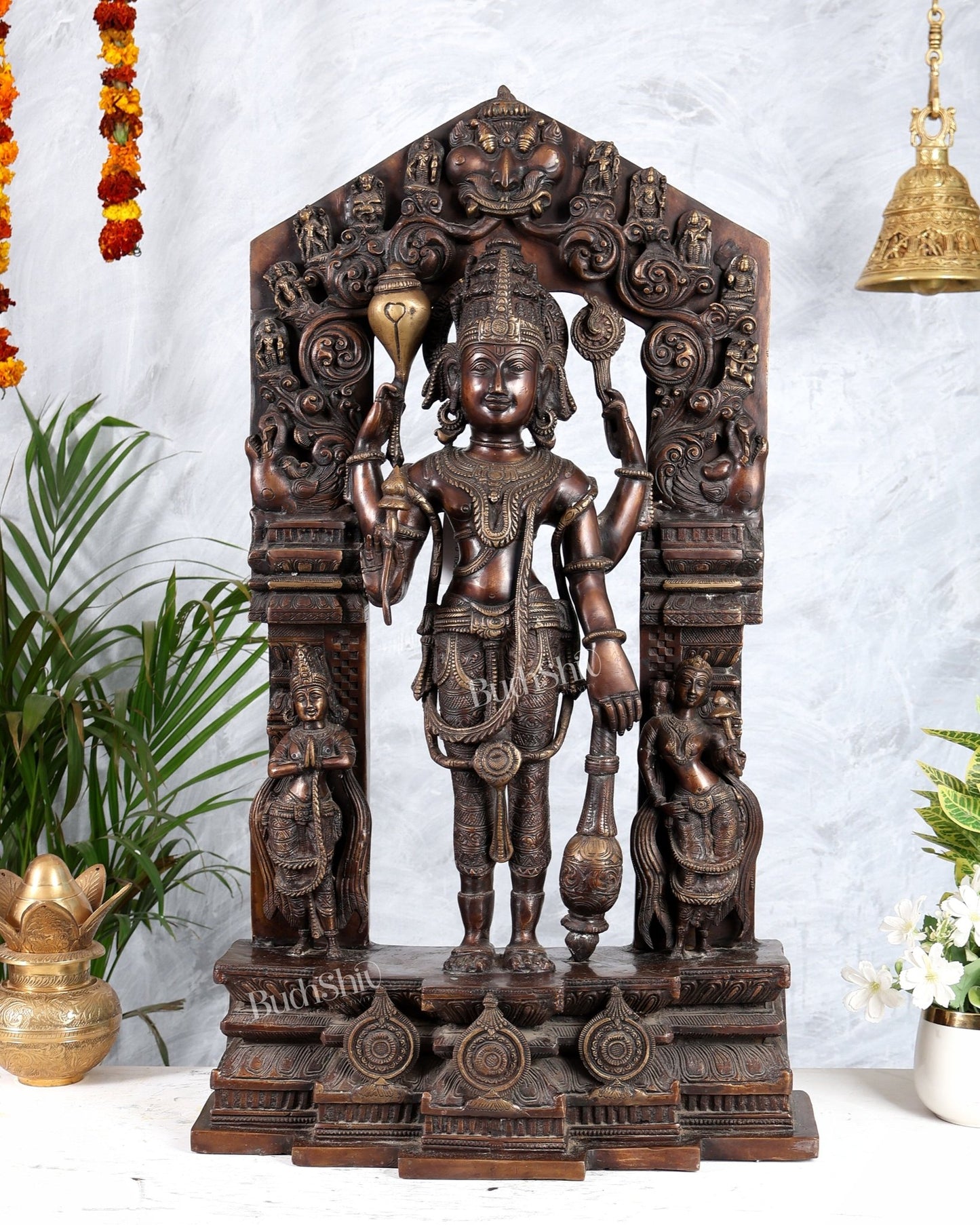 Brass Lord Vishnu Superfine Statue 29" with dashavatar Prabhavali - Budhshiv.com