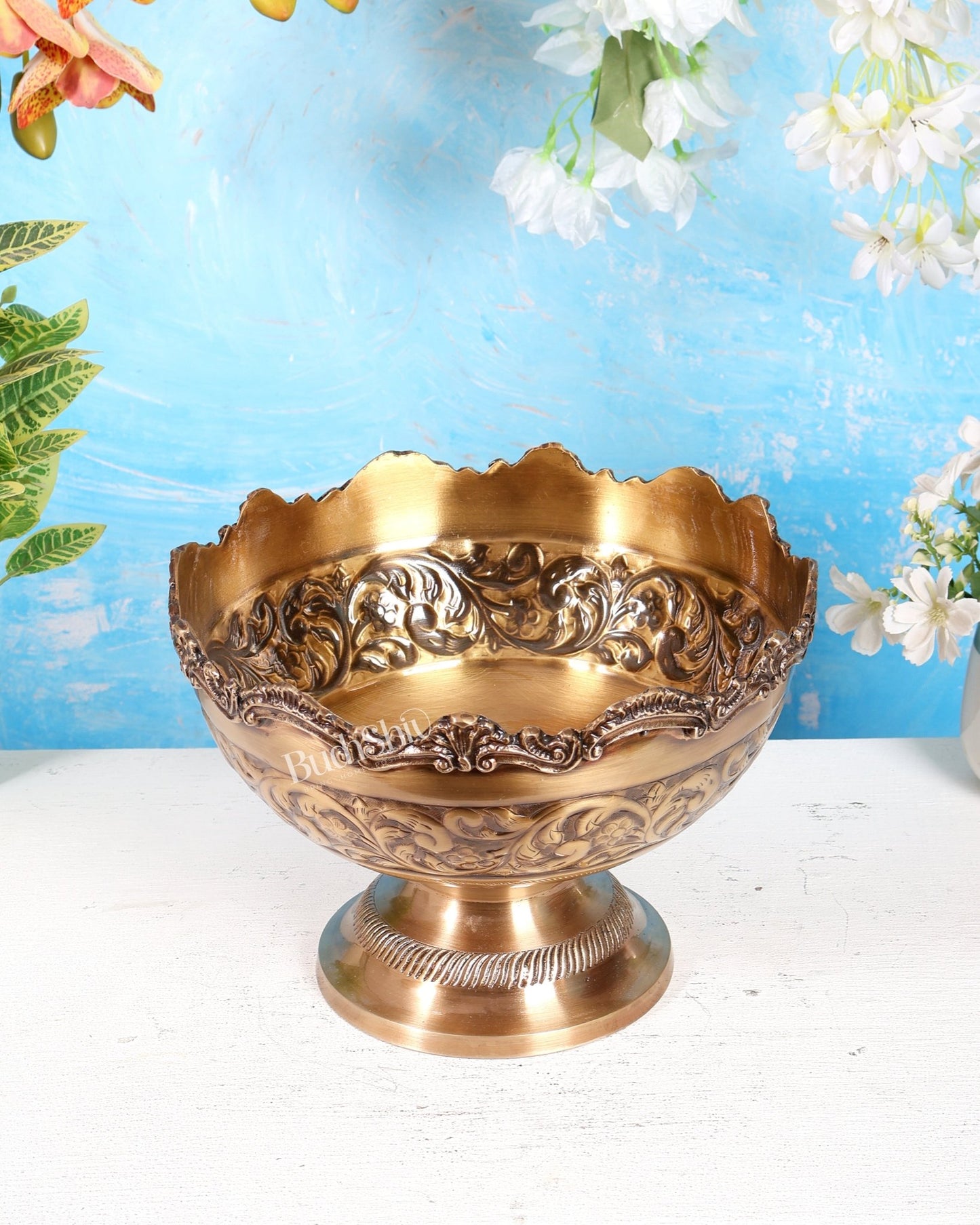 Brass Majestic Fruit Bowl – Lightweight Antique Matte Finish Decorative Bowl (10 Inches) - Budhshiv.com