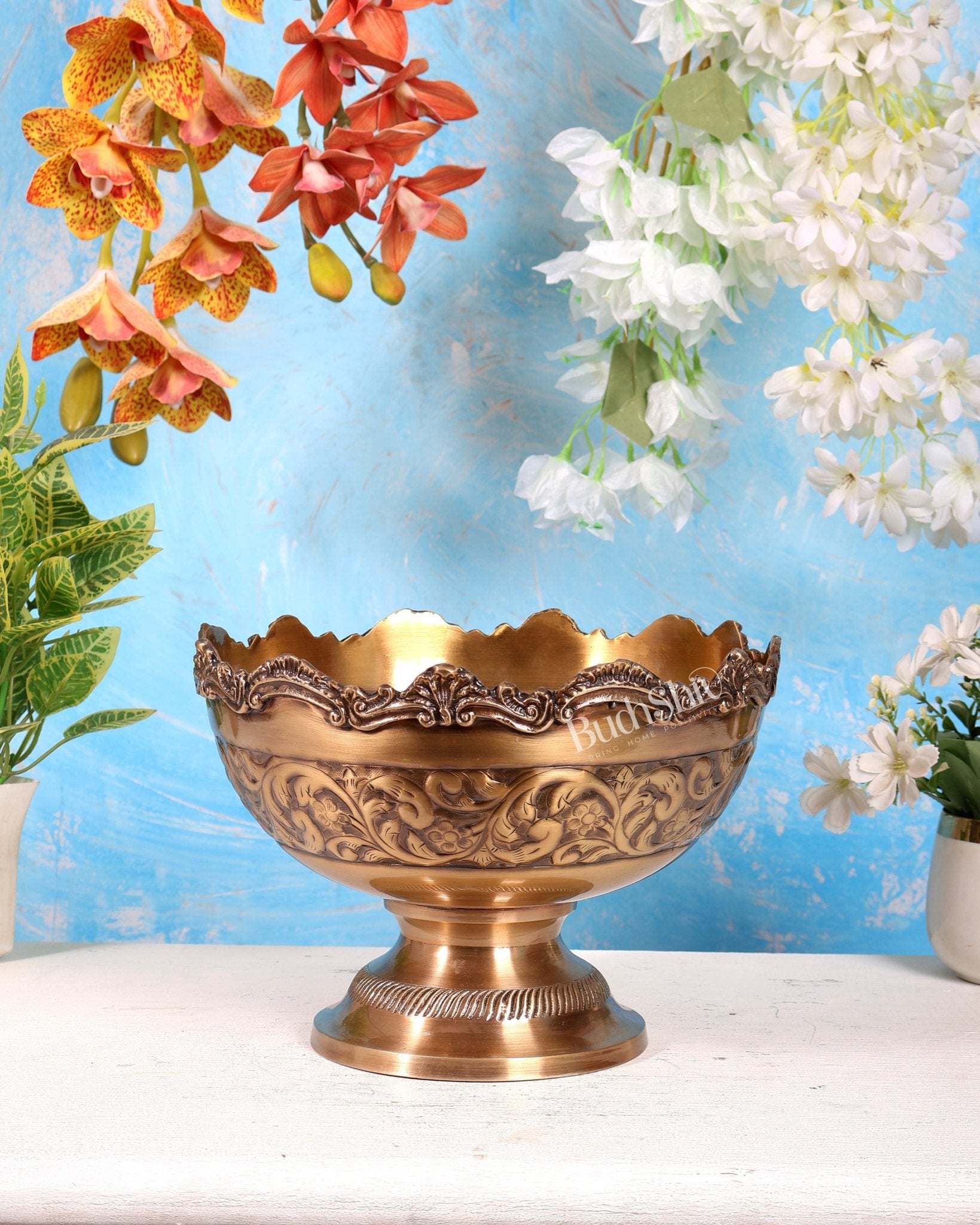 Brass Majestic Fruit Bowl – Lightweight Antique Matte Finish Decorative Bowl (10 Inches) - Budhshiv.com