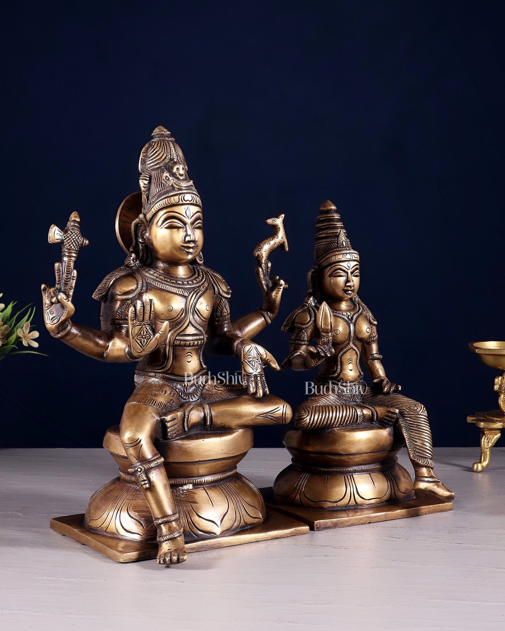 Brass Majestic Seated Lord Shiva and Parvati Idols | 11.5 Inch - Budhshiv.com