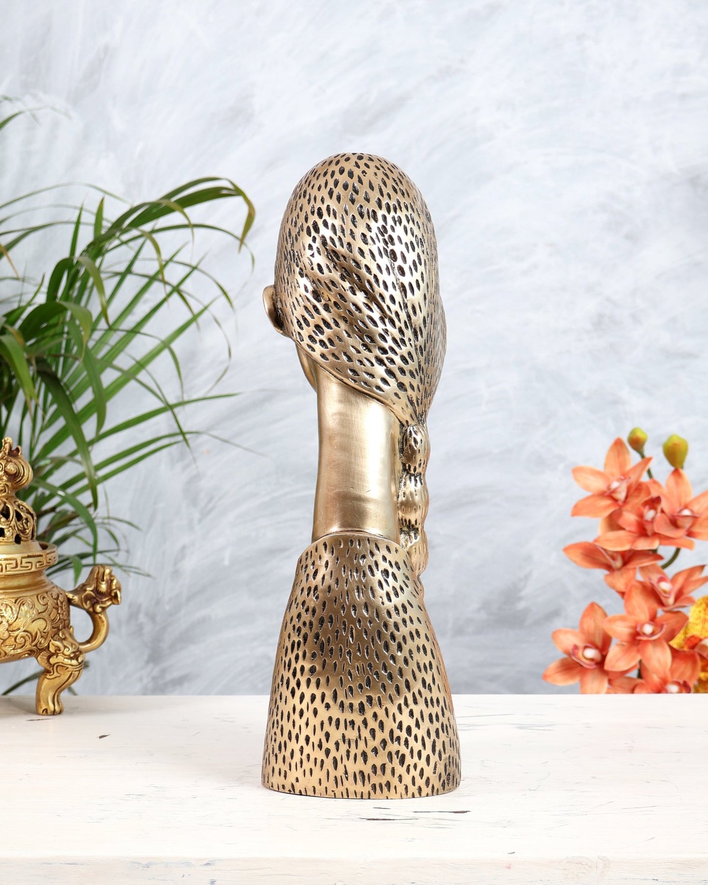 Brass Namaste Lady Welcome Statue | Traditional Indian Greeting Sculpture 13" - Budhshiv.com