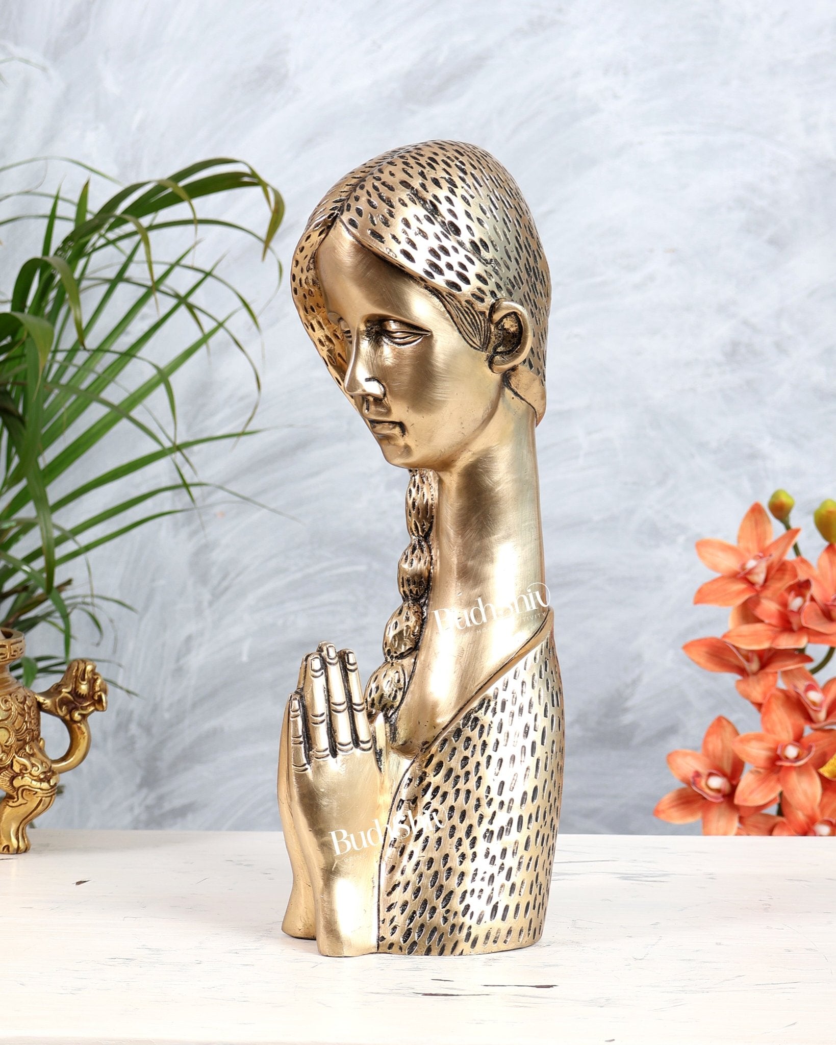 Brass Namaste Lady Welcome Statue | Traditional Indian Greeting Sculpture 13" - Budhshiv.com