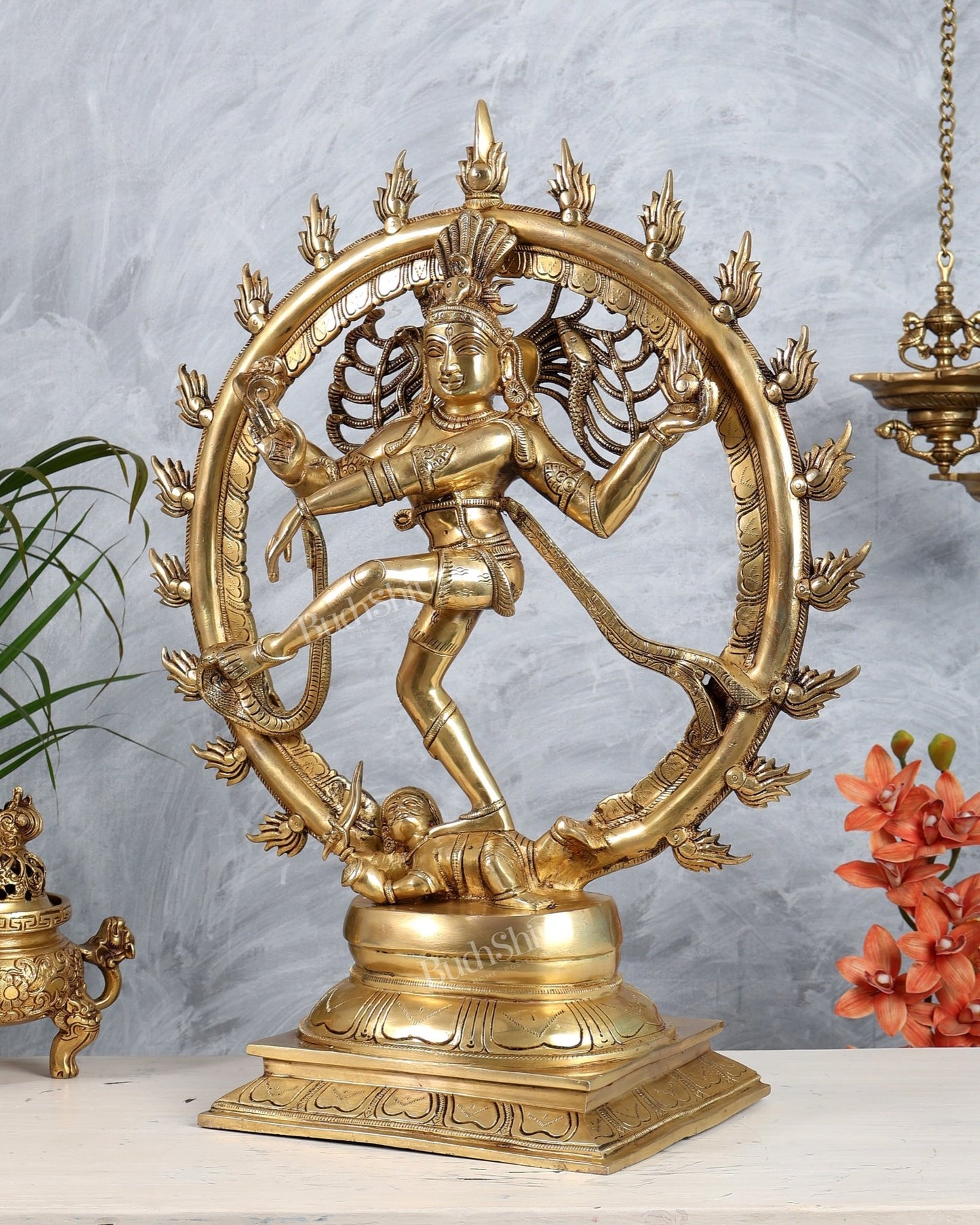 Brass Nataraja Dancing Shiva Superfine sculpture 24" - Budhshiv.com