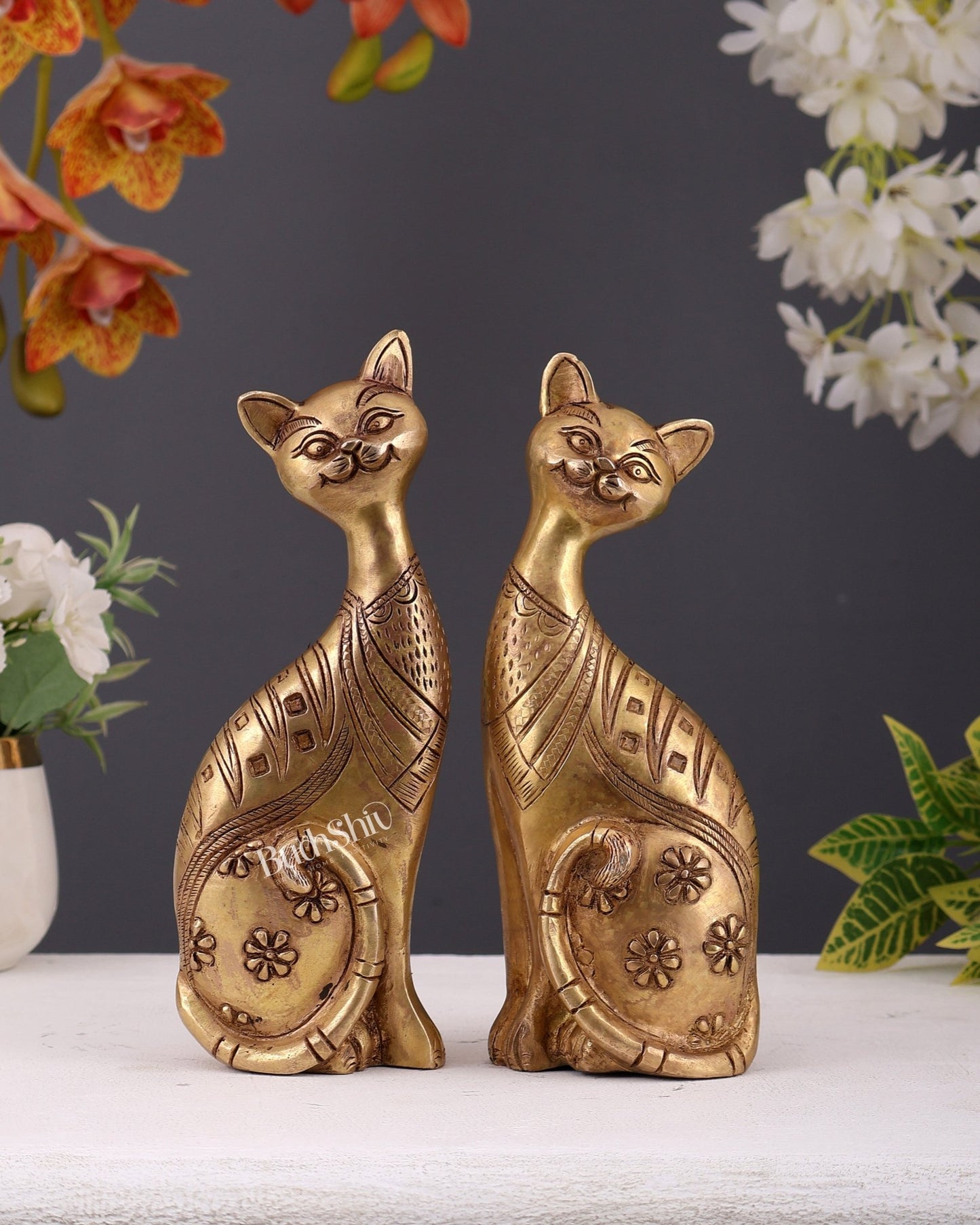 Brass Pair of Cats Showpiece – Decorative Table Accent Set (8 Inches) - Budhshiv.com