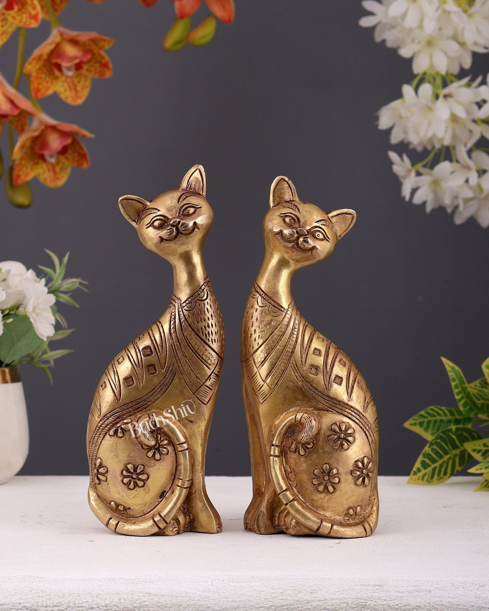 Brass Pair of Cats Showpiece – Decorative Table Accent Set (8 Inches) - Budhshiv.com