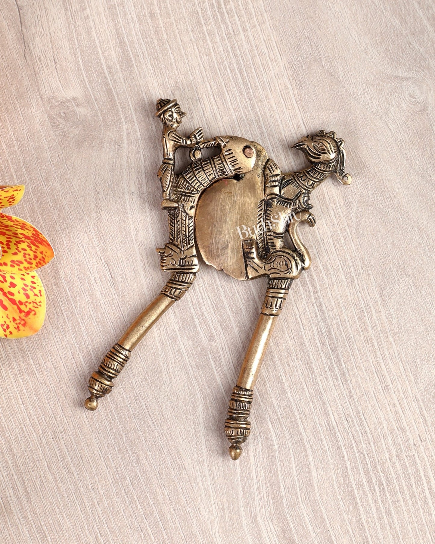 Brass Parrot Charmer Nut Cutter – Traditional Collectible Utility Craft Piece (5 Inches) - Budhshiv.com