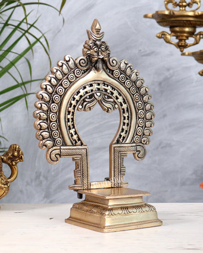 Brass Peetha Prabhavali with Kirtimukha Yali Design | Temple Backdrop for God Idols 10" - Budhshiv.com
