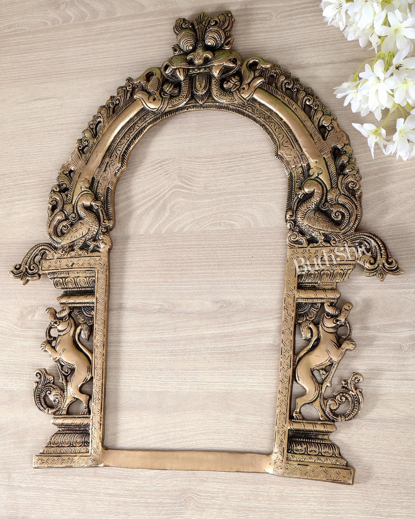Brass Prabhavali with Kirtimukha and yali Design – 21 Inch (5.31 KG) - Budhshiv.com