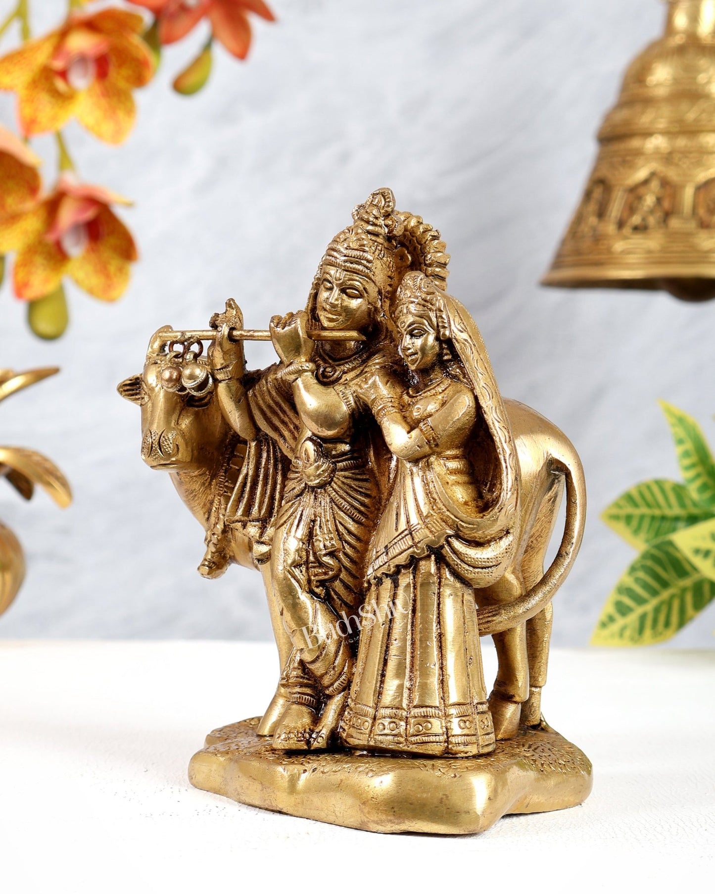 Brass Radha Krishna with Cow Idol Murti | Height 5.5 inch - Budhshiv.com