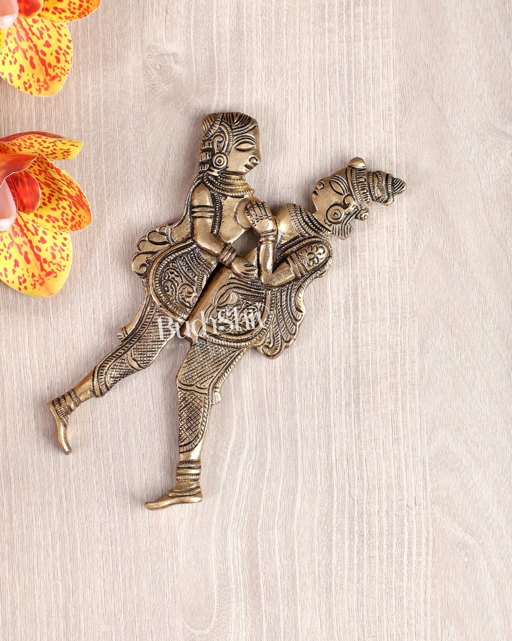 Brass Raja Rani Nut Cutter – Collectible Rajasthani Craft Decor Piece (6.5 Inches) - Budhshiv.com