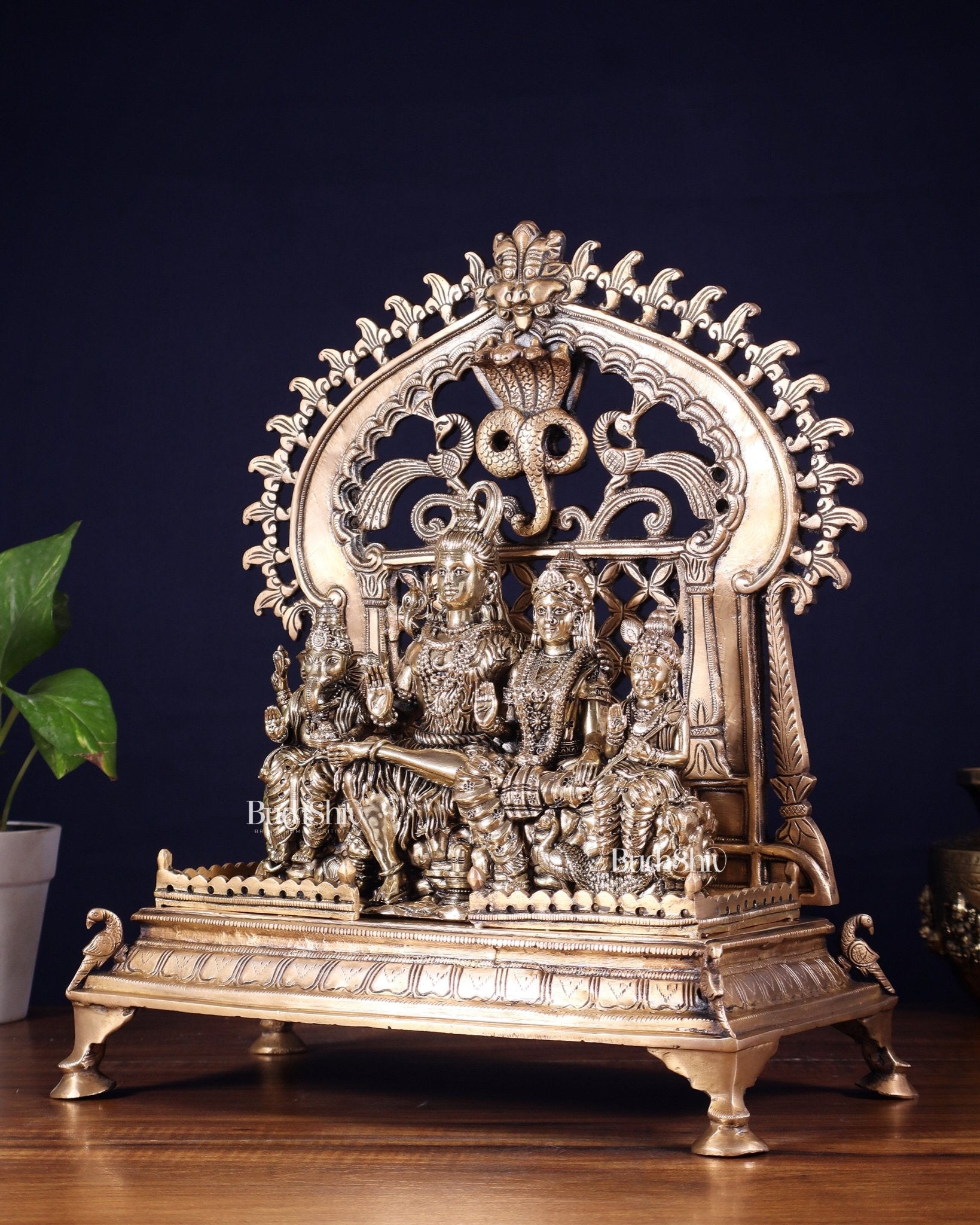 Brass Shiva Parivar with Kirtimukha Singhasan & Prabhavali – Combo Set 13.5 inch - Budhshiv.com