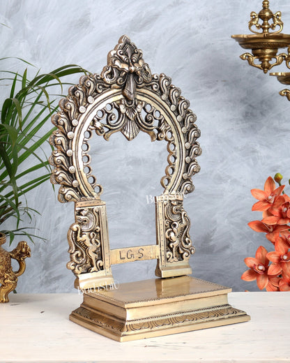 Brass Singhasan Peetha with Kirtimukha Prabhavali | Temple Throne for God Idols 16.5" - Budhshiv.com