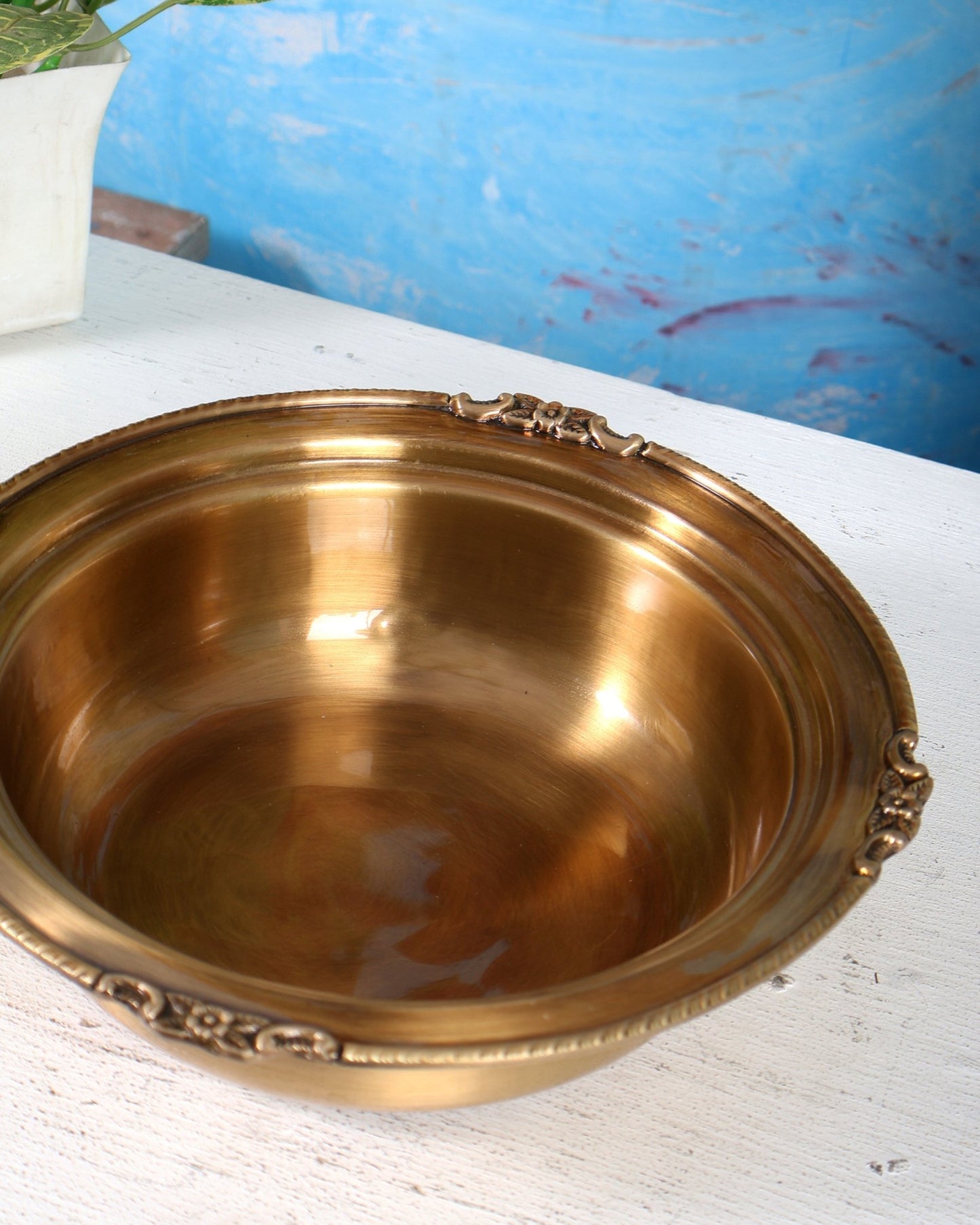 Brass Small Urli Bowl – Lightweight Matte Antique Finish Decorative Urli (9 Inches) - Budhshiv.com