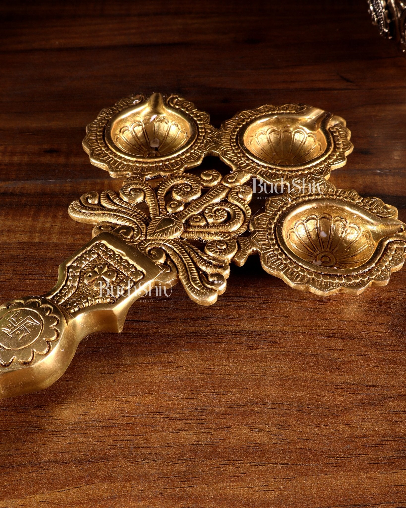 Brass Superfine aarti Triple Diya with Handle - Budhshiv.com