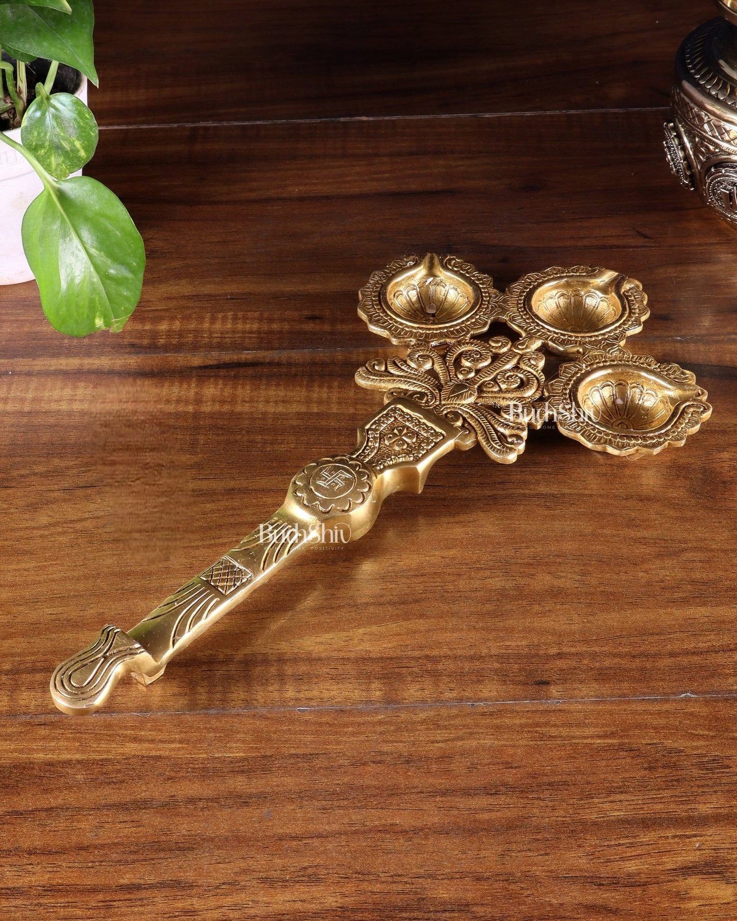 Brass Superfine aarti Triple Diya with Handle - Budhshiv.com