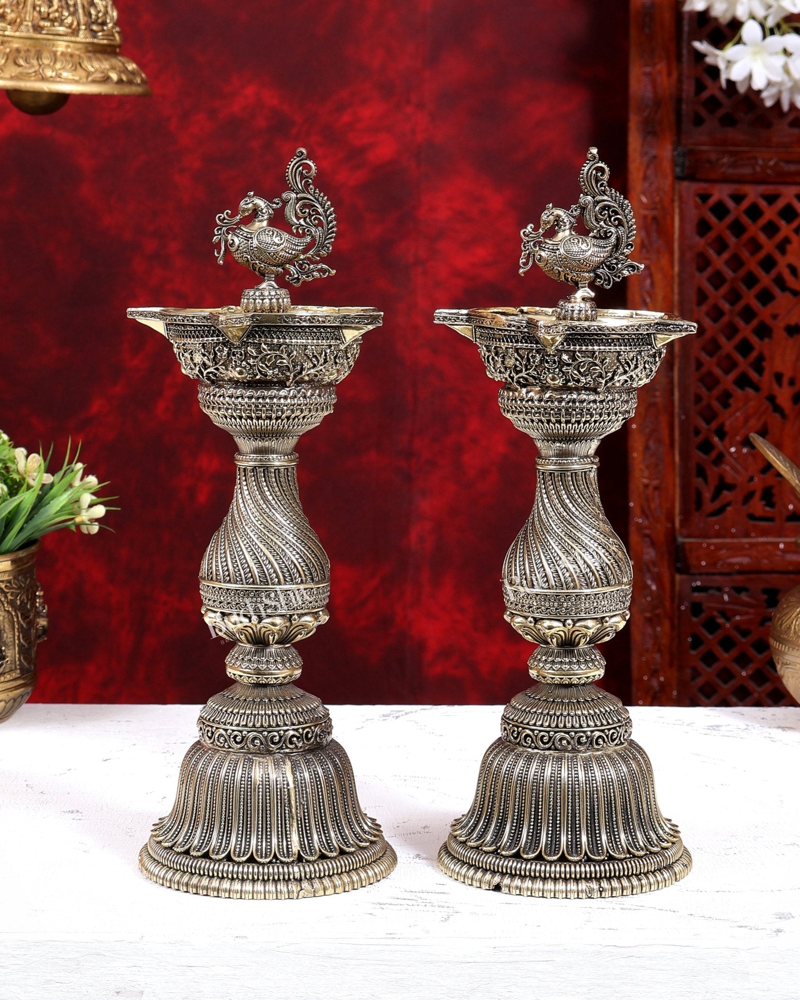 Brass Superfine Annam Pakshi Villaku Oil Lamp Diya | Pure Brass Swan Lamp | South Indian Temple Diya 12 inch - Budhshiv.com