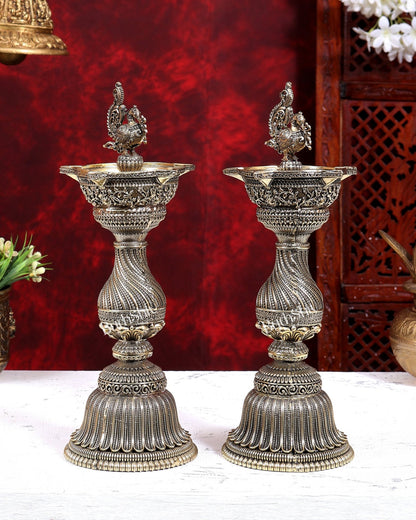 Brass Superfine Annam Pakshi Villaku Oil Lamp Diya | Pure Brass Swan Lamp | South Indian Temple Diya 12 inch - Budhshiv.com