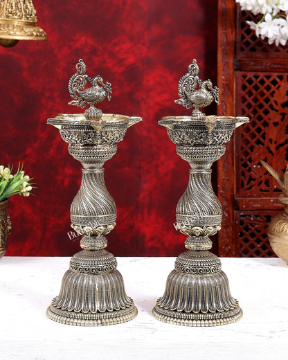 Brass Superfine Annam Pakshi Villaku Oil Lamp Diya | Pure Brass Swan Lamp | South Indian Temple Diya 12 inch - Budhshiv.com
