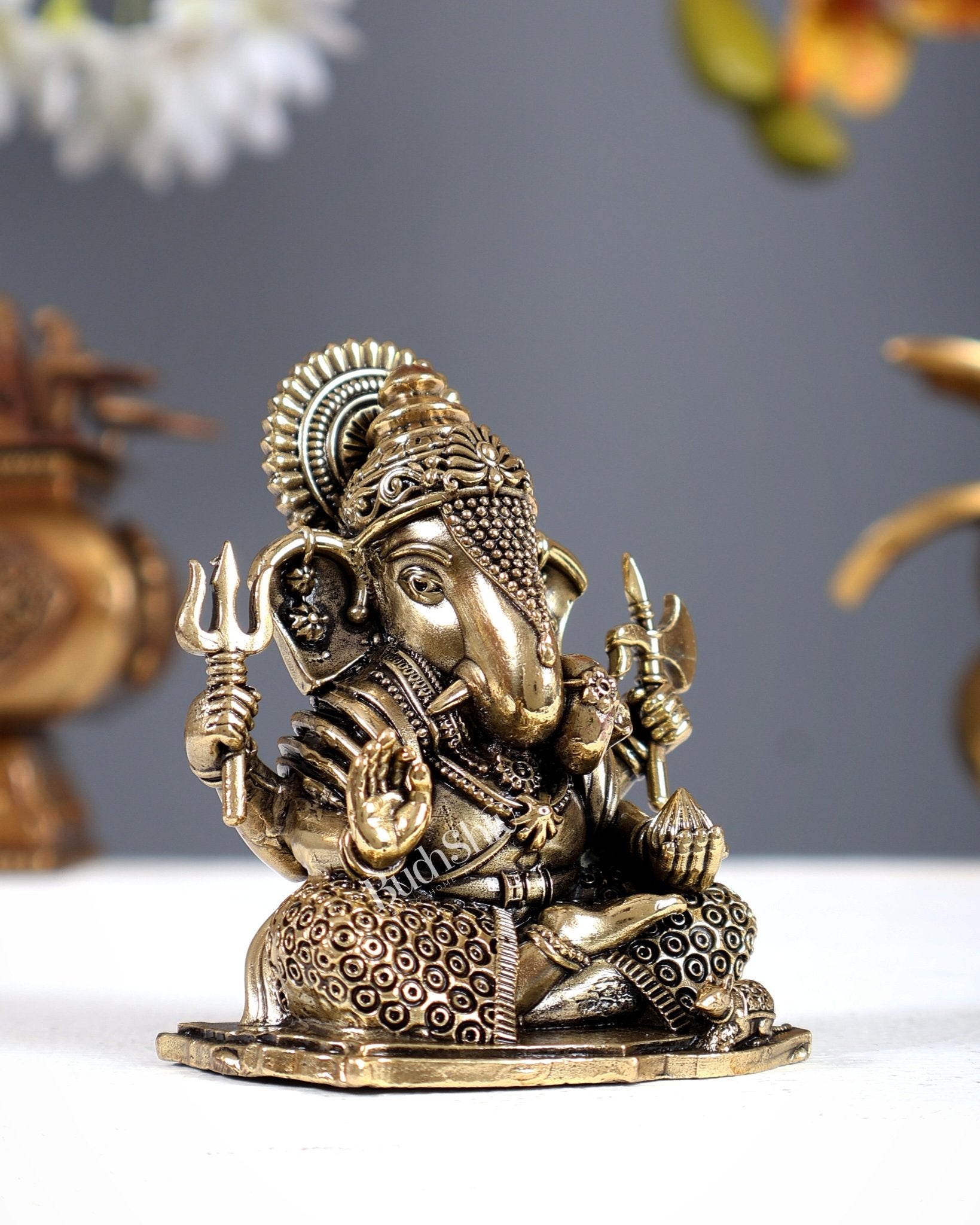 Brass Superfine Dagduseth Ganapati Idol 3 inch - Budhshiv.com