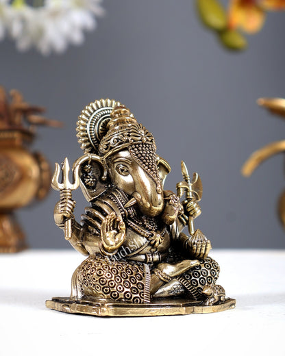 Brass Superfine Dagduseth Ganapati Idol 3 inch - Budhshiv.com