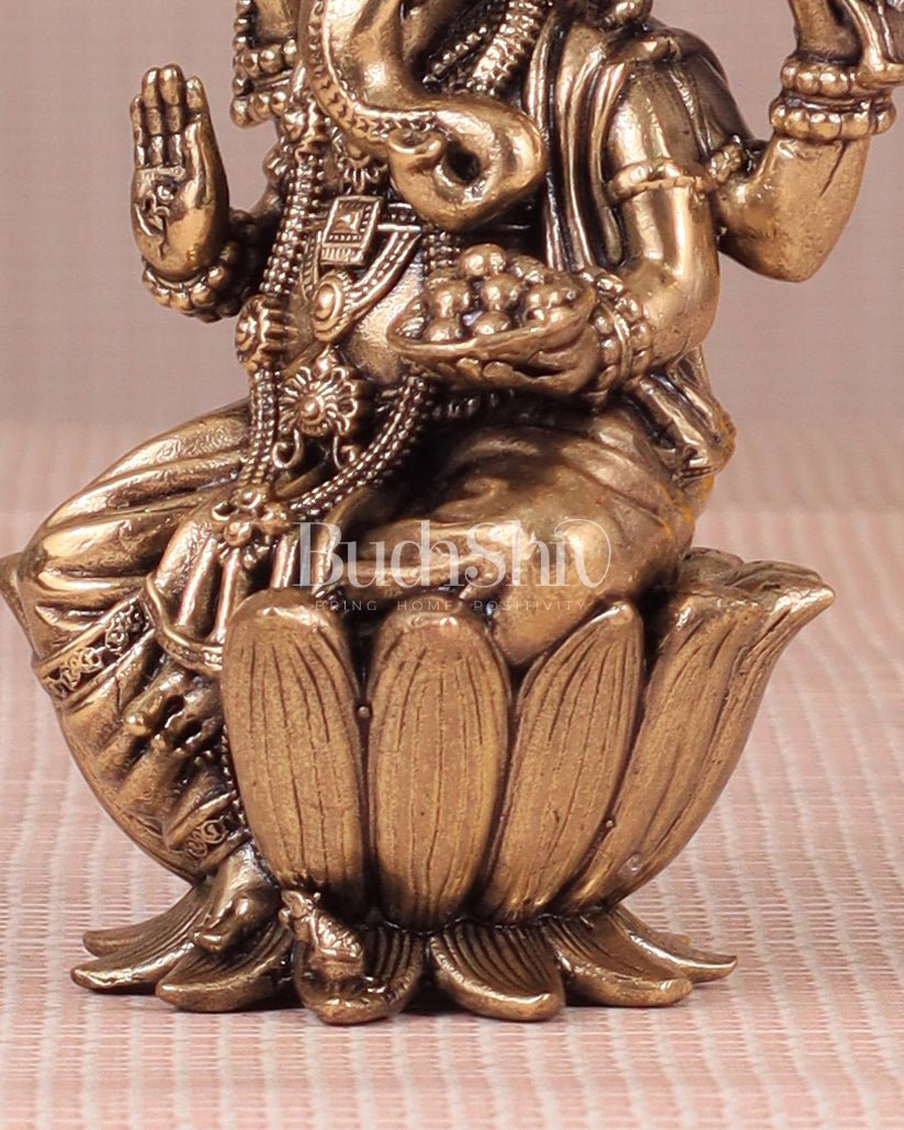Brass Superfine Ganesh Idol - 4 Inch lotus base - Budhshiv.com
