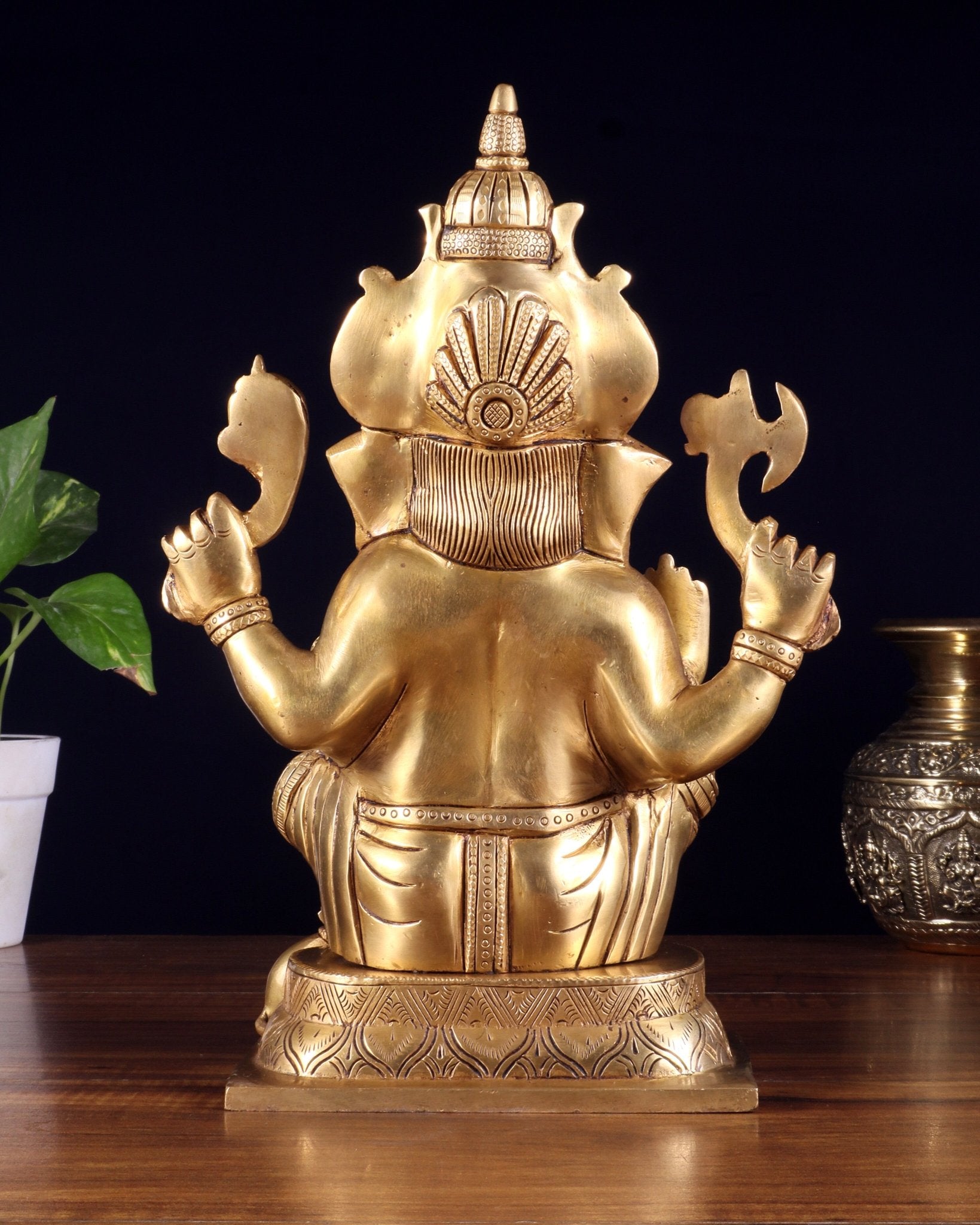 Brass Superfine Ganesha Idol with Right - Side Trunk valampuri - 11.5" - Budhshiv.com