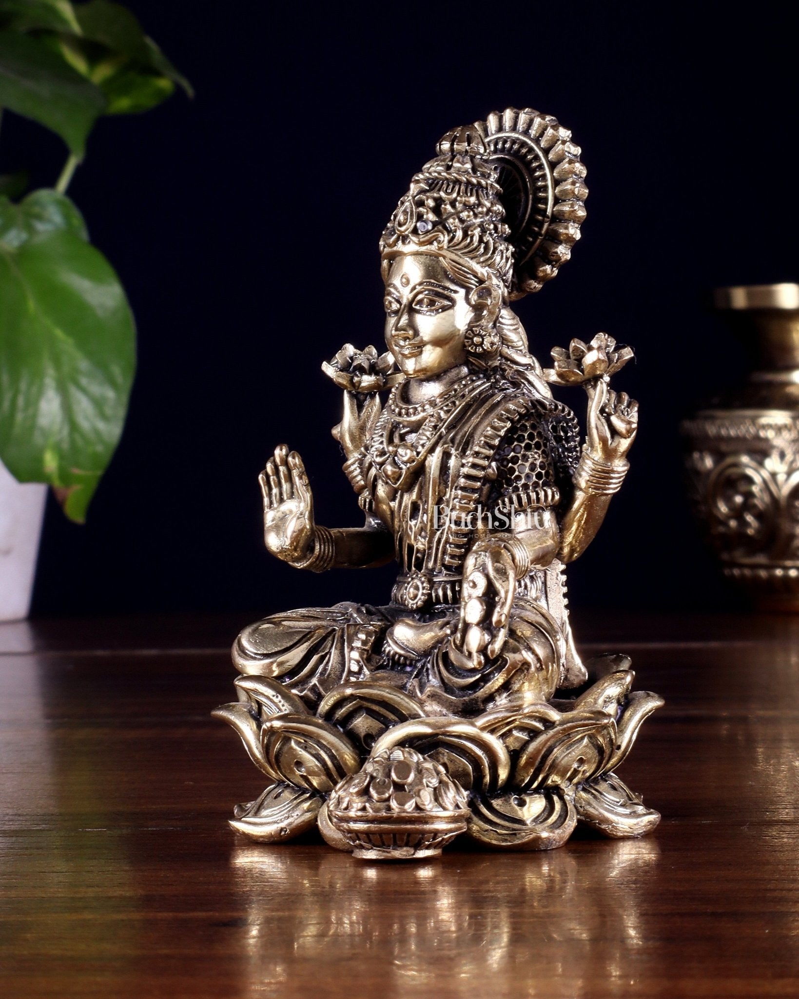 Brass Superfine Goddess Lakshmi on Lotus Idol 4 inch - Budhshiv.com