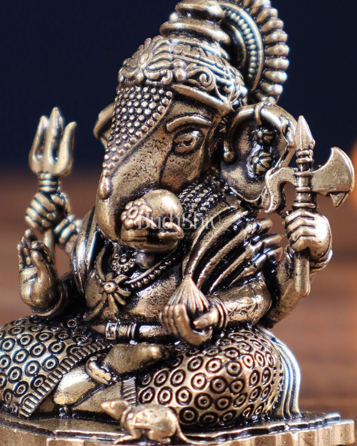 Brass Superfine Intricate Dagduseth Ganesha Idol – 2" - Budhshiv.com