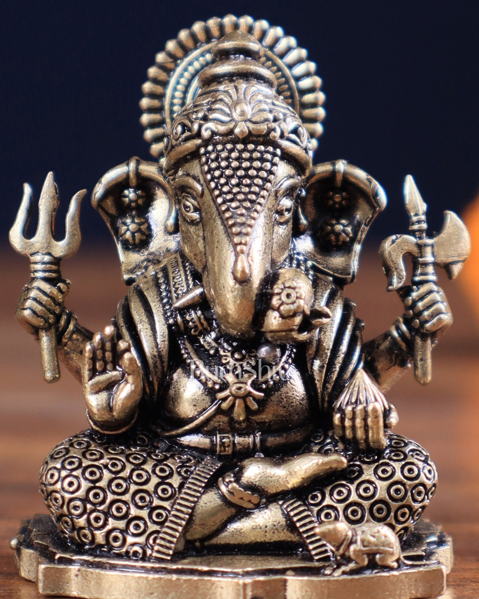 Brass Superfine Intricate Dagduseth Ganesha Idol – 2" - Budhshiv.com