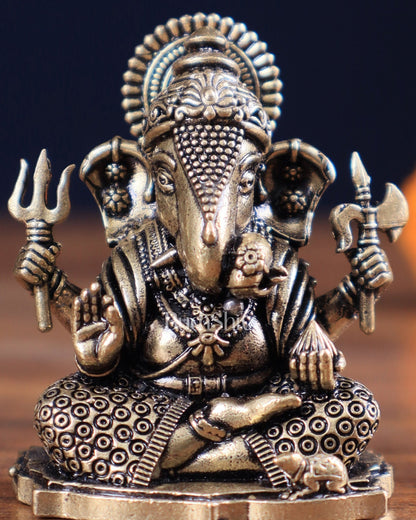 Brass Superfine Intricate Dagduseth Ganesha Idol – 2" - Budhshiv.com