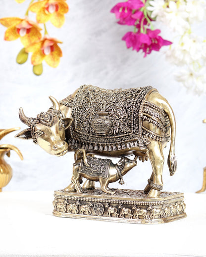 Brass Superfine Kamadhenu Cow with Calf Idol – Kalash Carvings Divine Sculpture 7 inch - Budhshiv.com