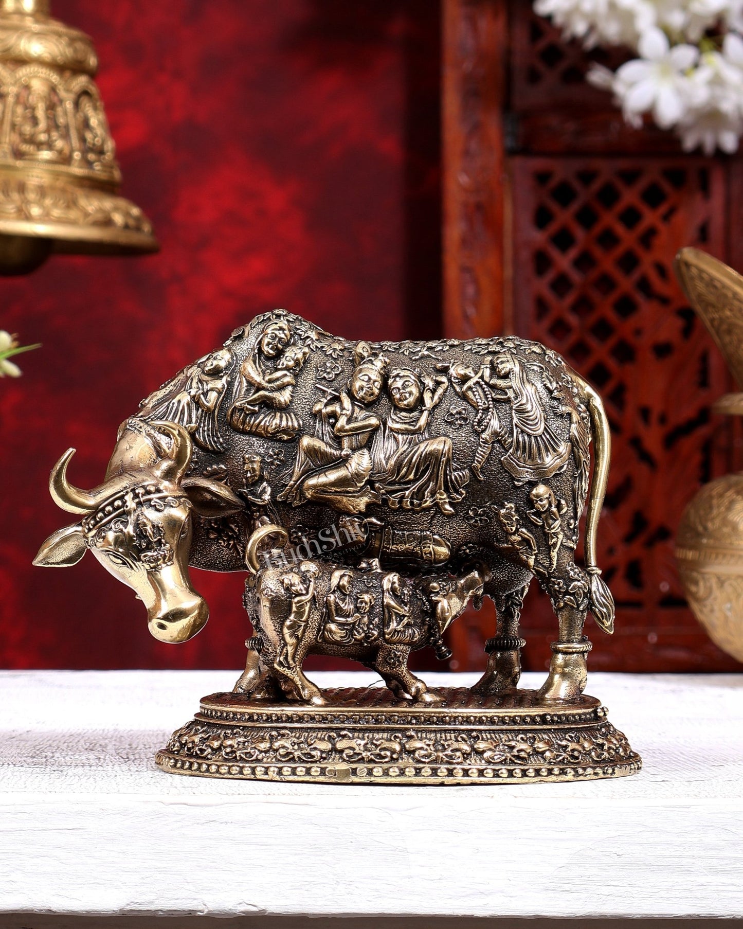 Brass Superfine Kamdhenu Cow with Calf | Radha Krishna Gopis & Kadamba Tree Engraved | Pure Brass Idol 6 inch - Budhshiv.com