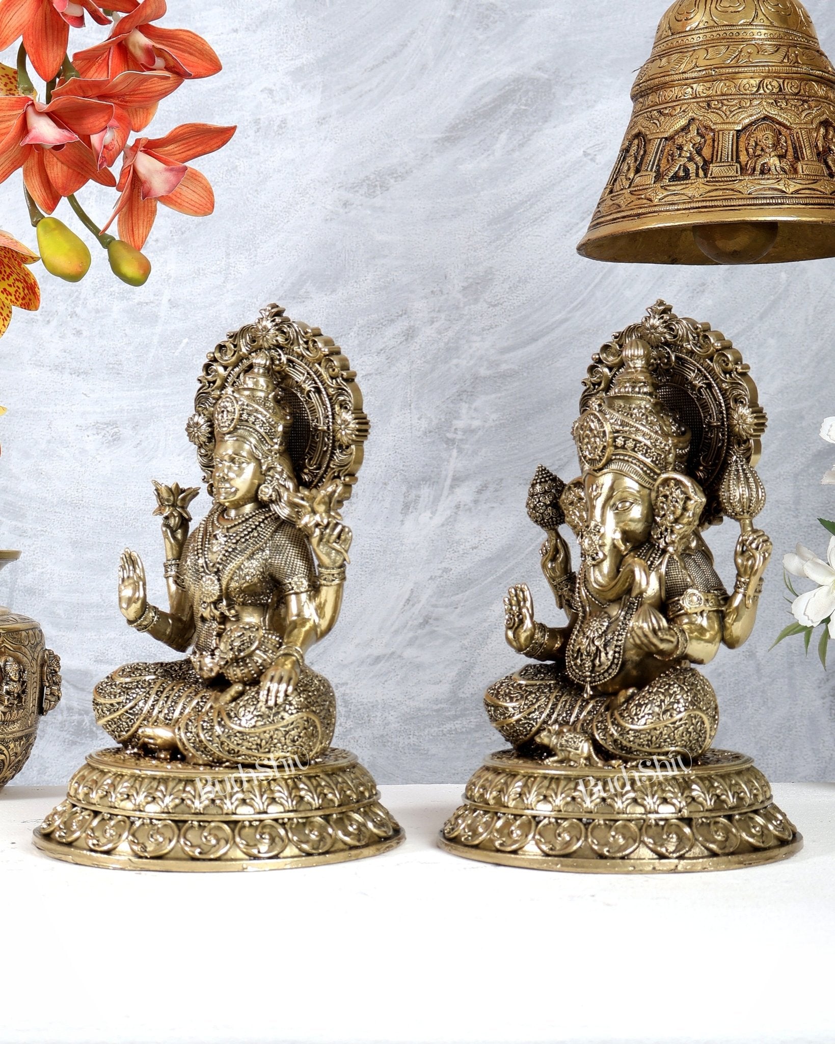 Brass Superfine Lakshmi Ganesha Idol Set with Prabhavali 8 inch - Budhshiv.com