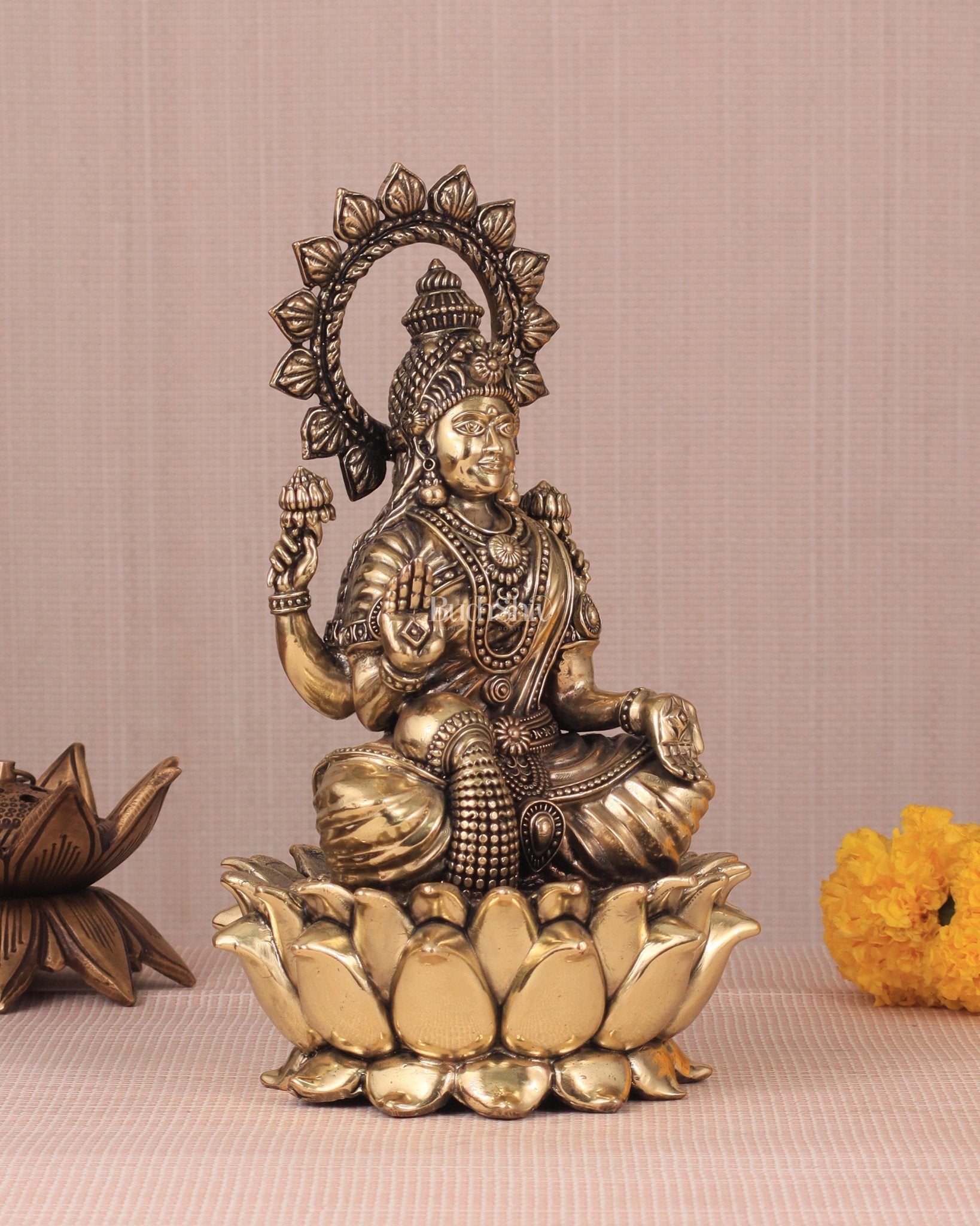 Brass Superfine lakshmi Idol - 8" - Budhshiv.com