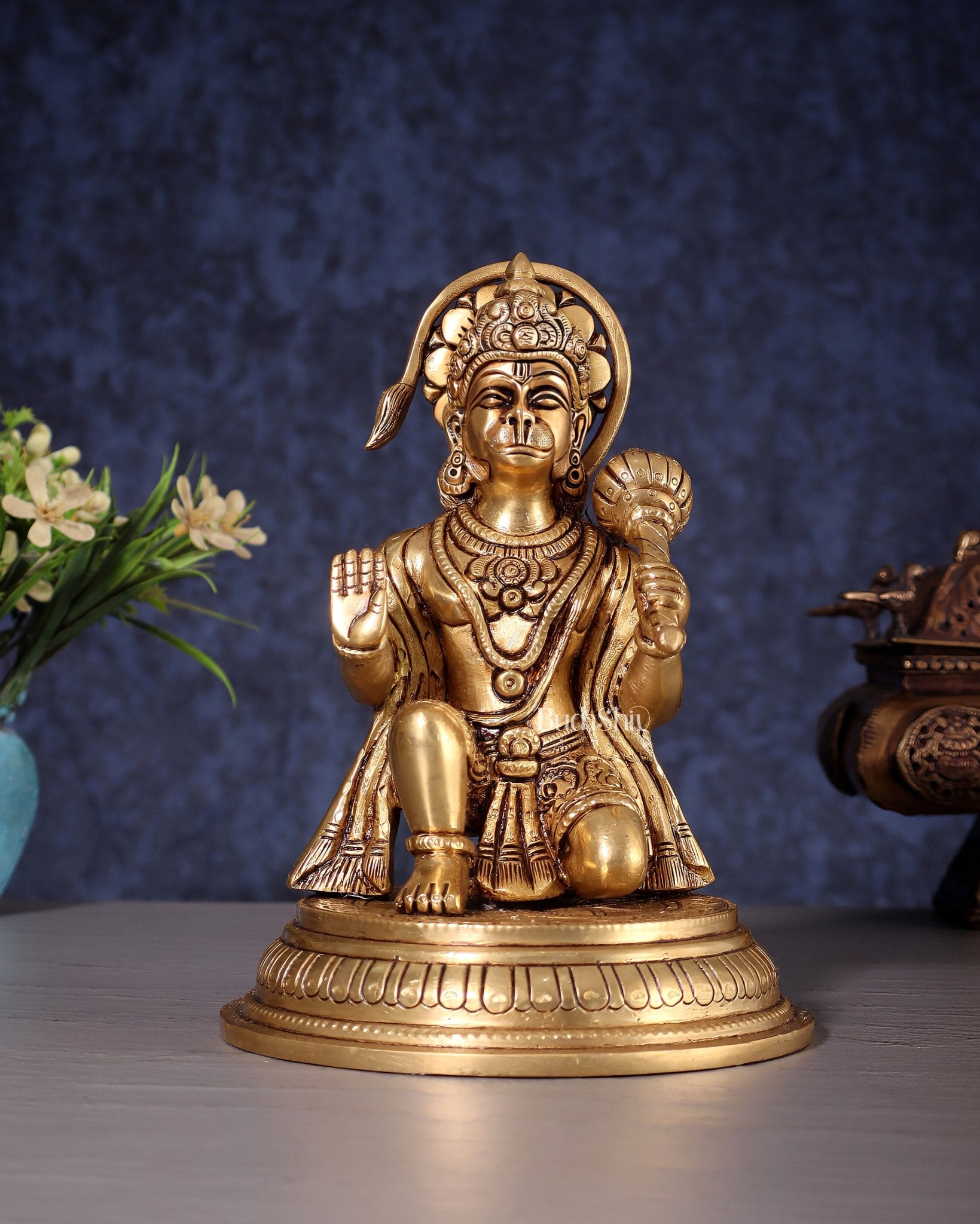 Brass Superfine Lord Hanuman Idol - 7" - Budhshiv.com