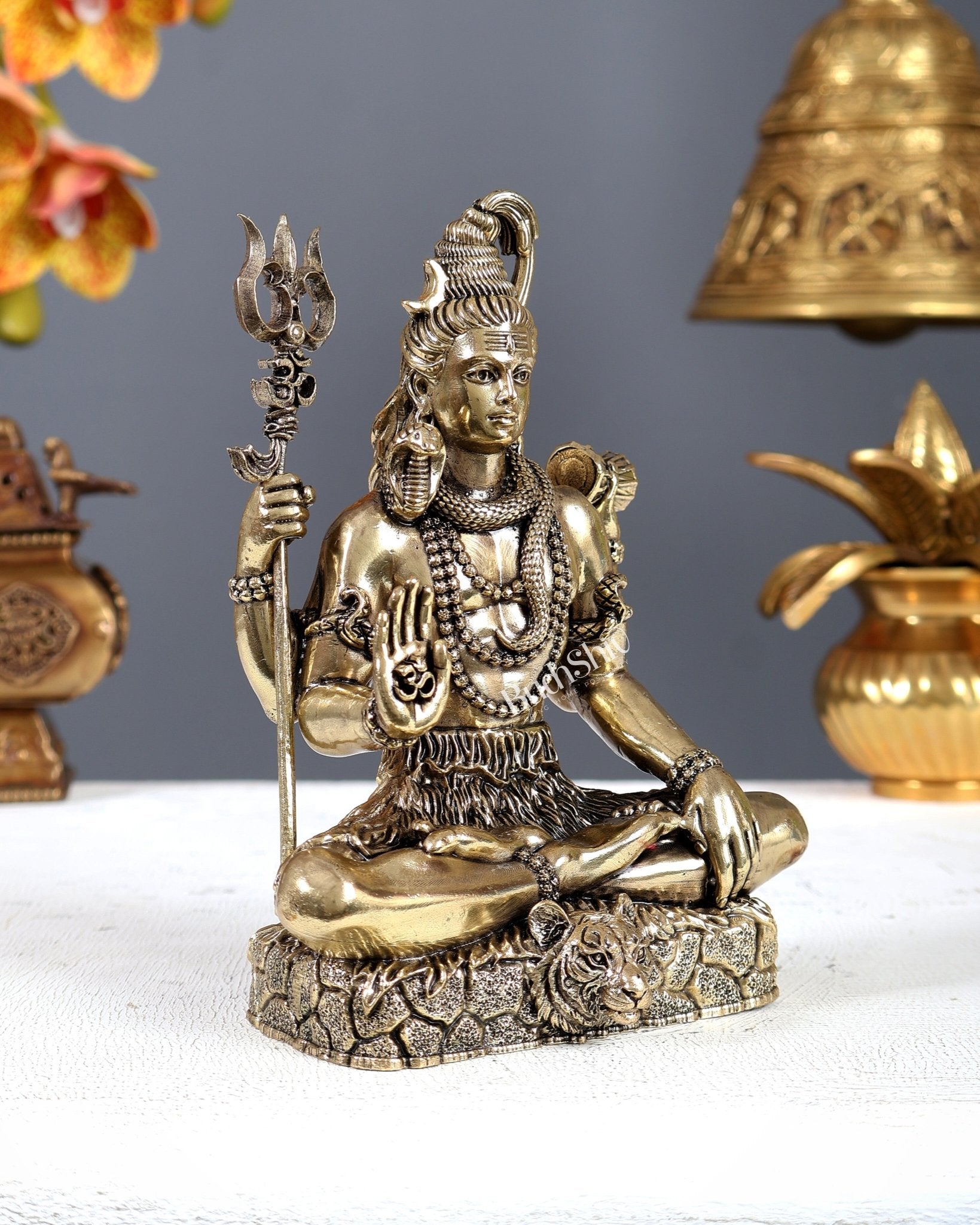 Brass Superfine Lord Shiva Idol in Aashirwad Mudra – Blessing Form Statue (6 Inches) - Budhshiv.com
