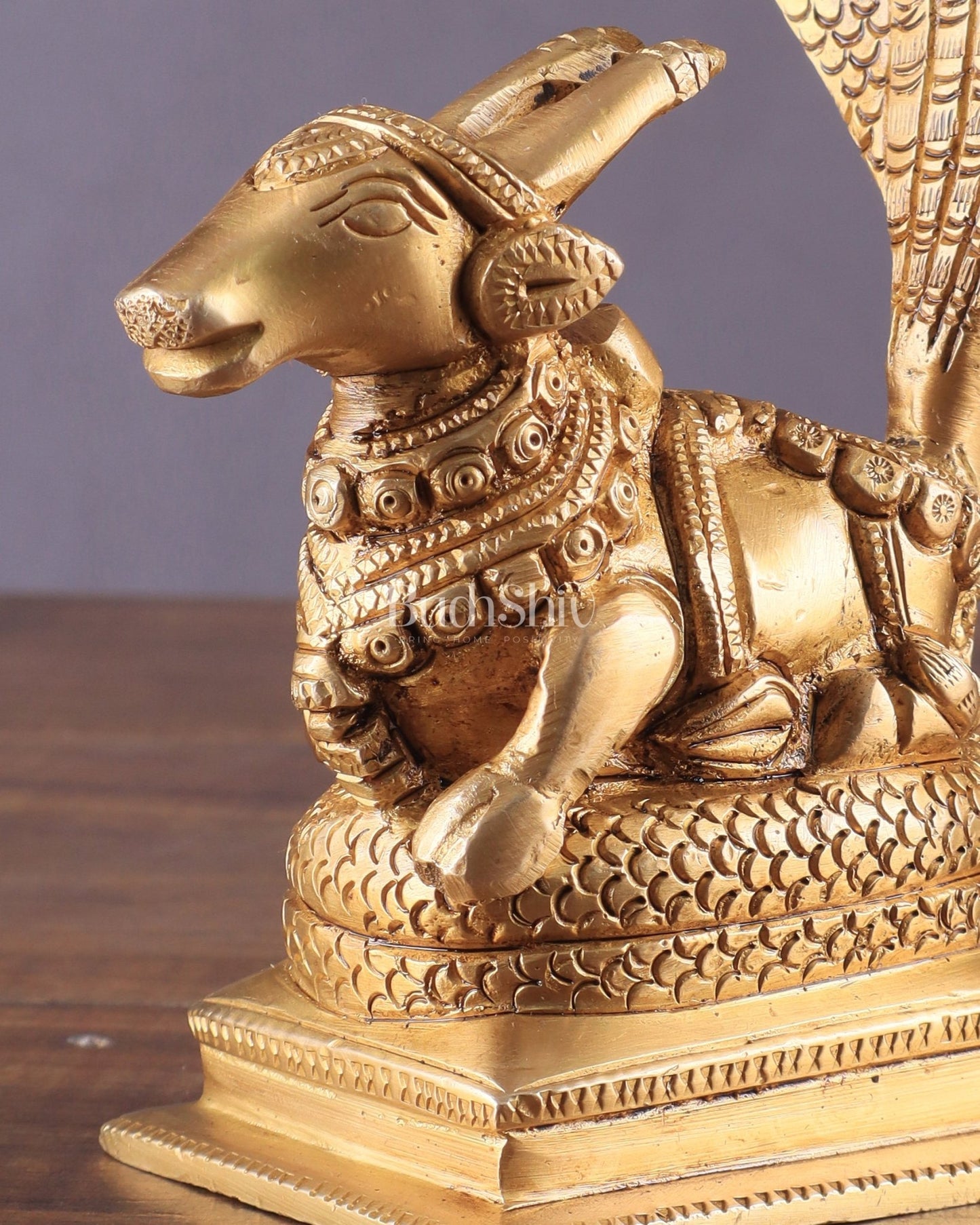 Brass Superfine Nandi with Vasuki Naag Idol 6" - Budhshiv.com