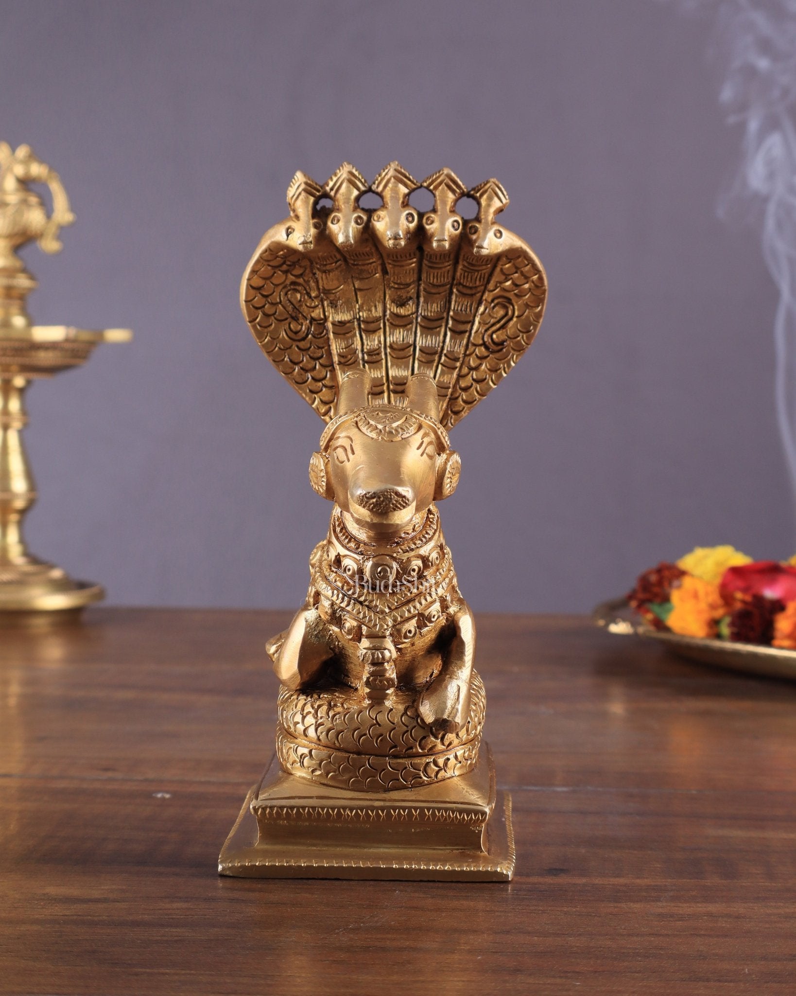 Brass Superfine Nandi with Vasuki Naag Idol 6" - Budhshiv.com