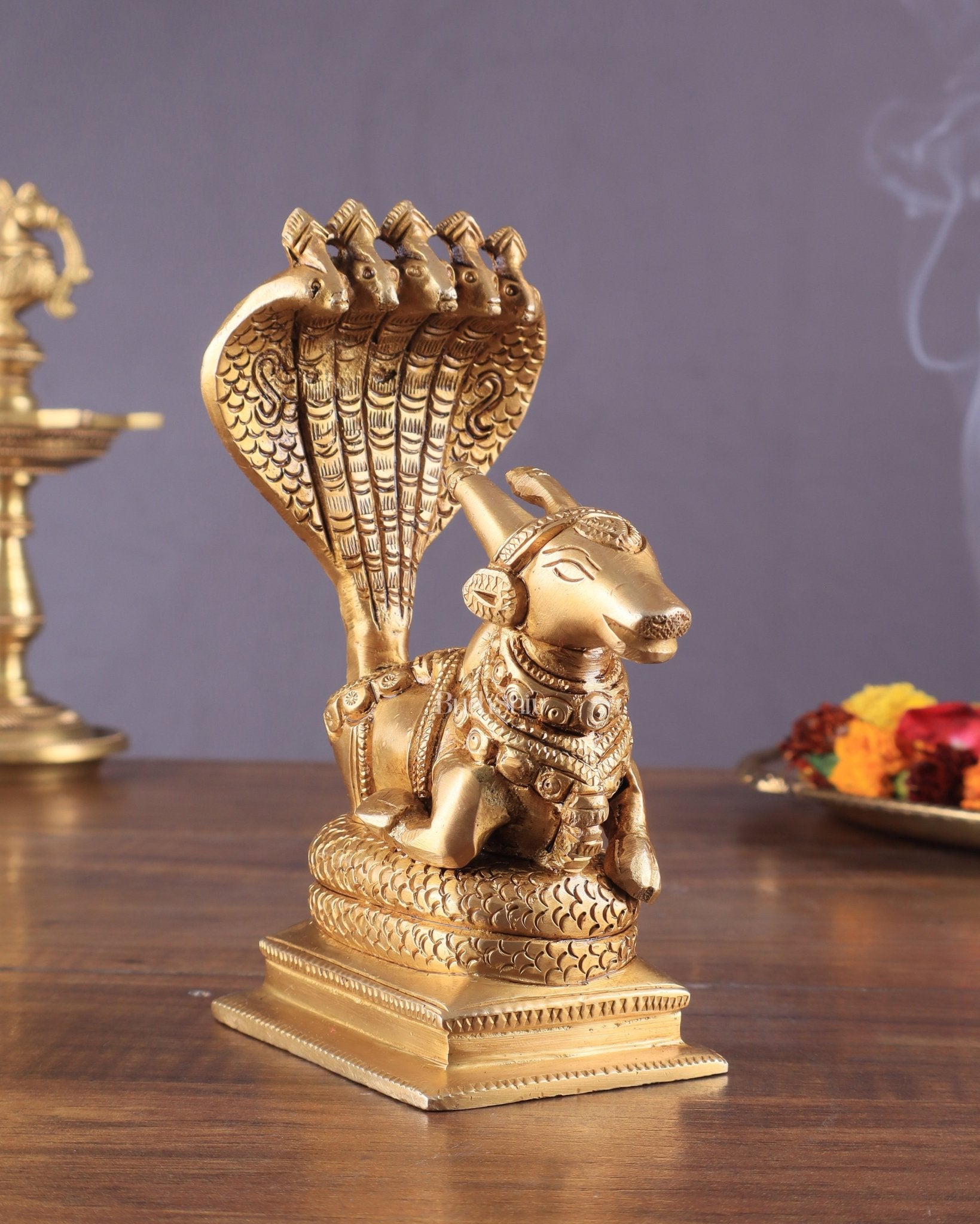 Brass Superfine Nandi with Vasuki Naag Idol 6" - Budhshiv.com