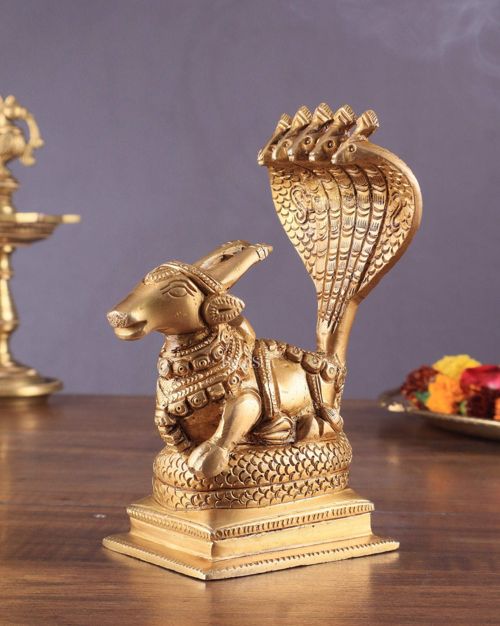 Brass Superfine Nandi with Vasuki Naag Idol 6" - Budhshiv.com