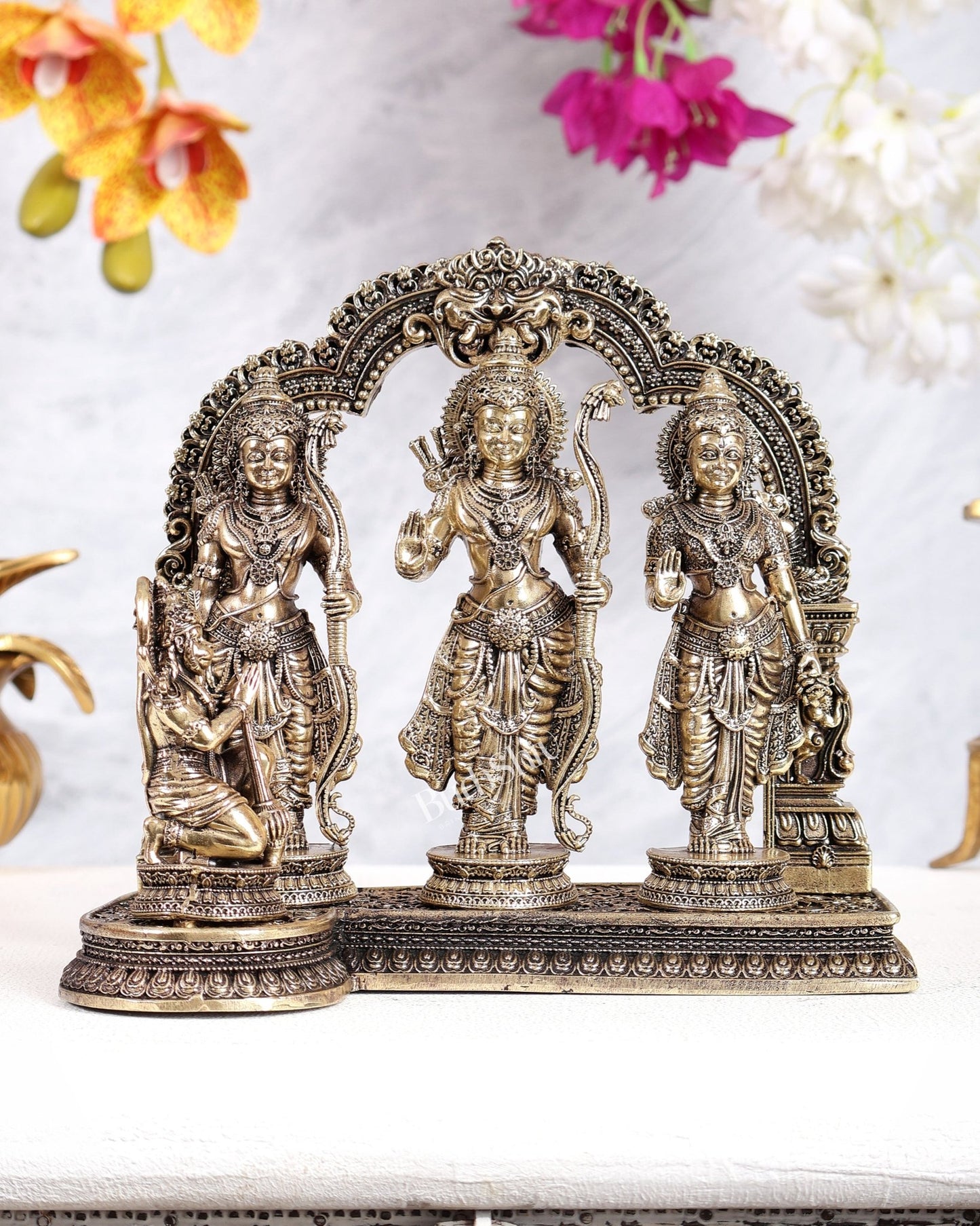 Brass Superfine Ram Darbar Idol with Prabhavali Arch Aura (7 Inches) - Budhshiv.com