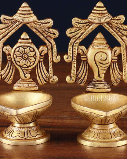 Brass Superfine Shankh Chakra Diya 4.5" - Budhshiv.com