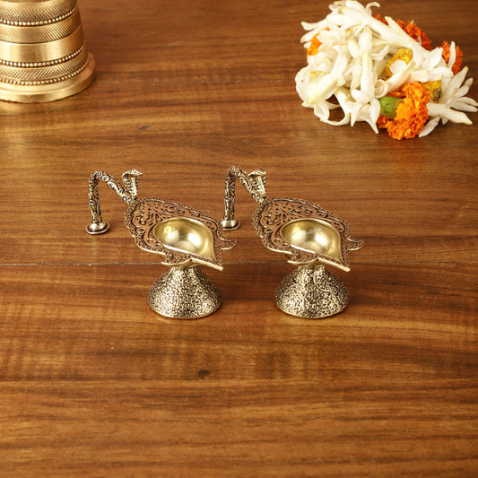 Brass Superfine Small Aarti Diya with Handles Pair | 1.5 Inch Height - Budhshiv.com