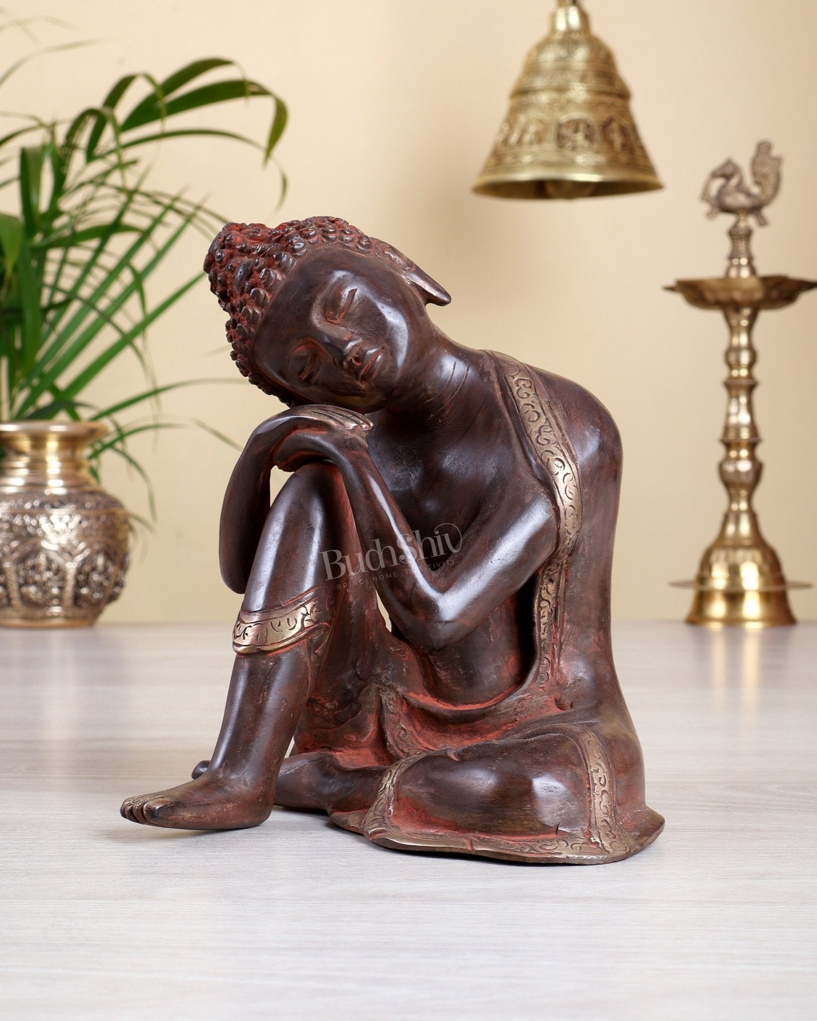 Brass Thinking Buddha Statue – Red Sand Patina Vintage Finish | 18 cm/7 inch - Budhshiv.com